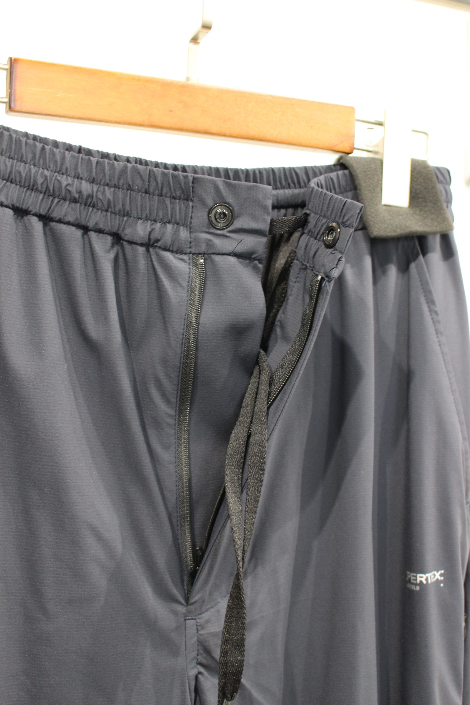 UNIVERSAL PRODUCTS - Pertex Shield Nylon Track Pants | D