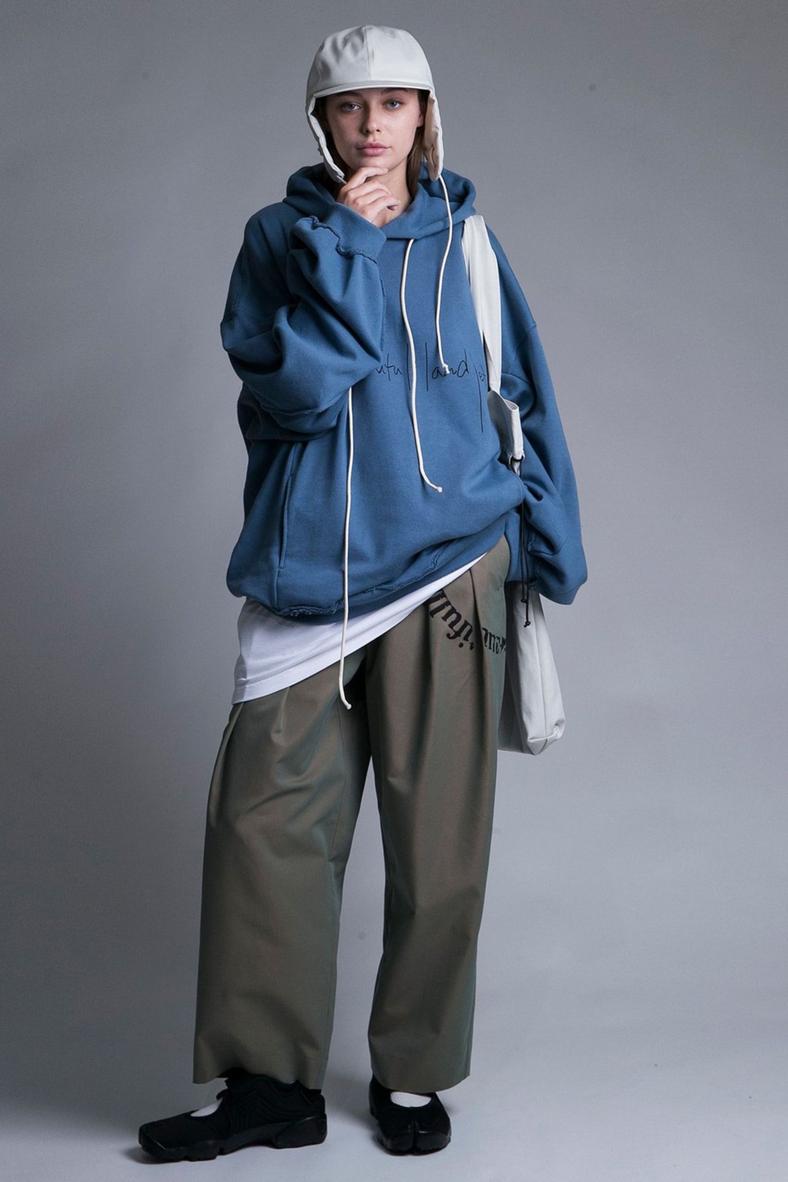 URAKE SWEAT HOODIE/BLUE