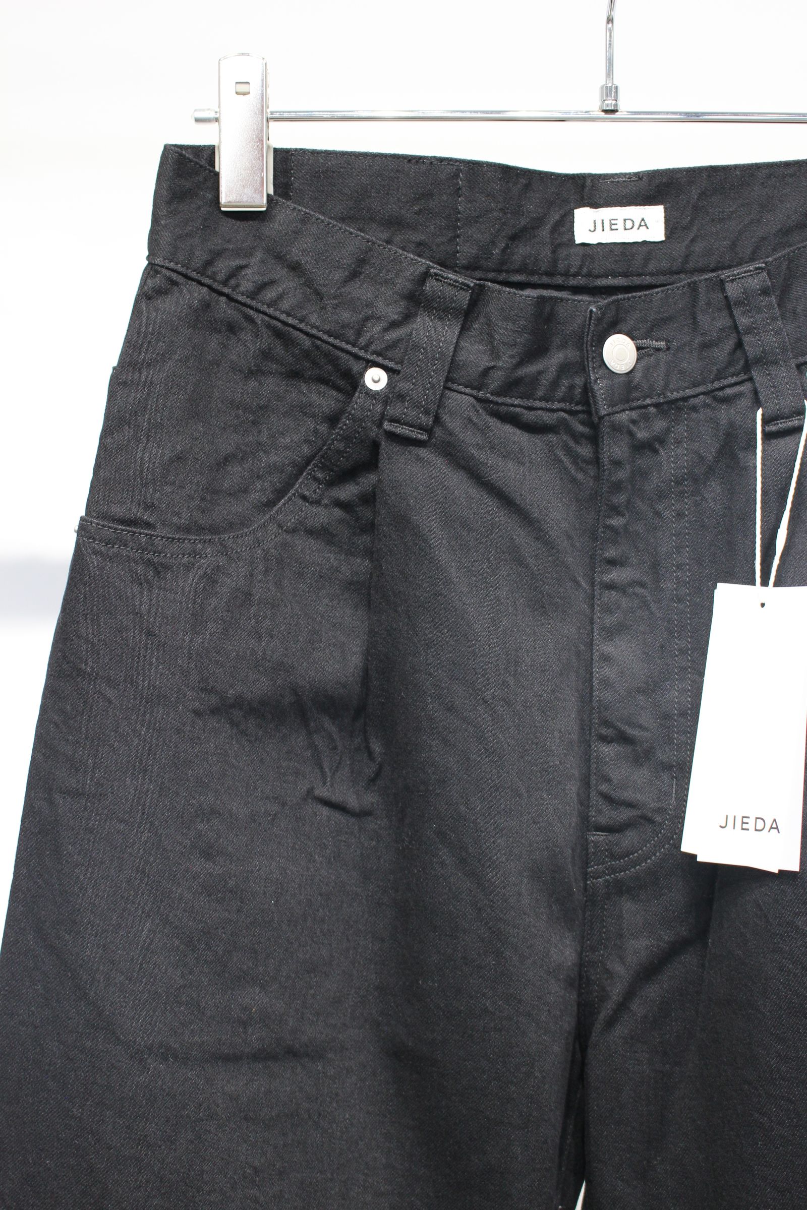 ONE TUCK DENIM PANTS | BLACK | デニム