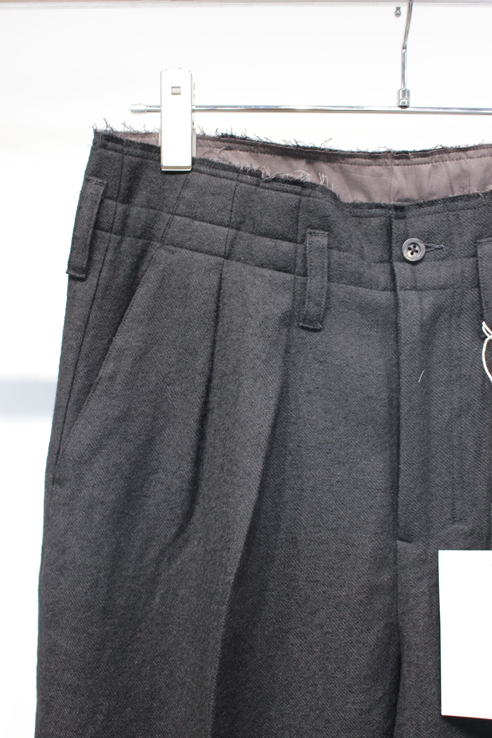 SEMI-DOUBLE TAILORED JACKET | SHRINK WOOL WIDE SLACKS | BLACK | セットアップ