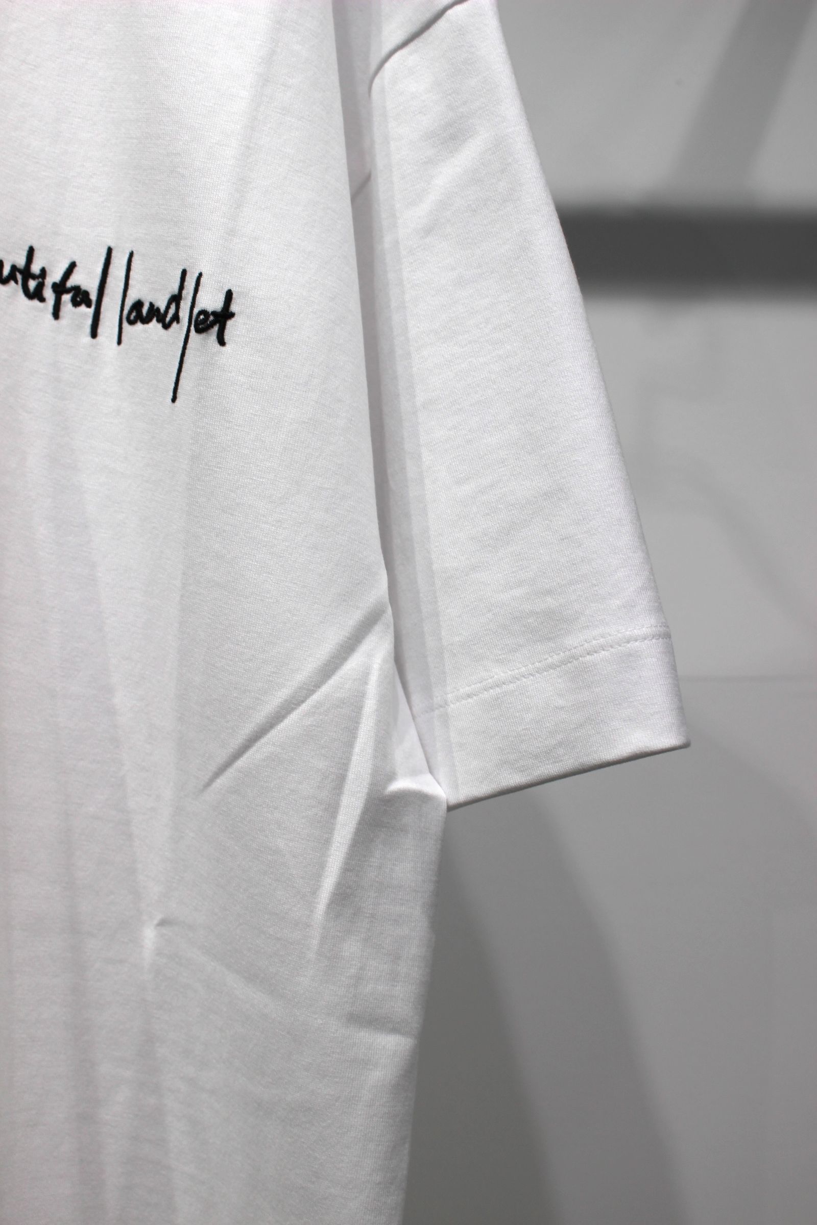 [ラスト1点] MERCERIZATION JERSEY EMBROIDERY T-SHIRT | WHITE | Logo | カットソー