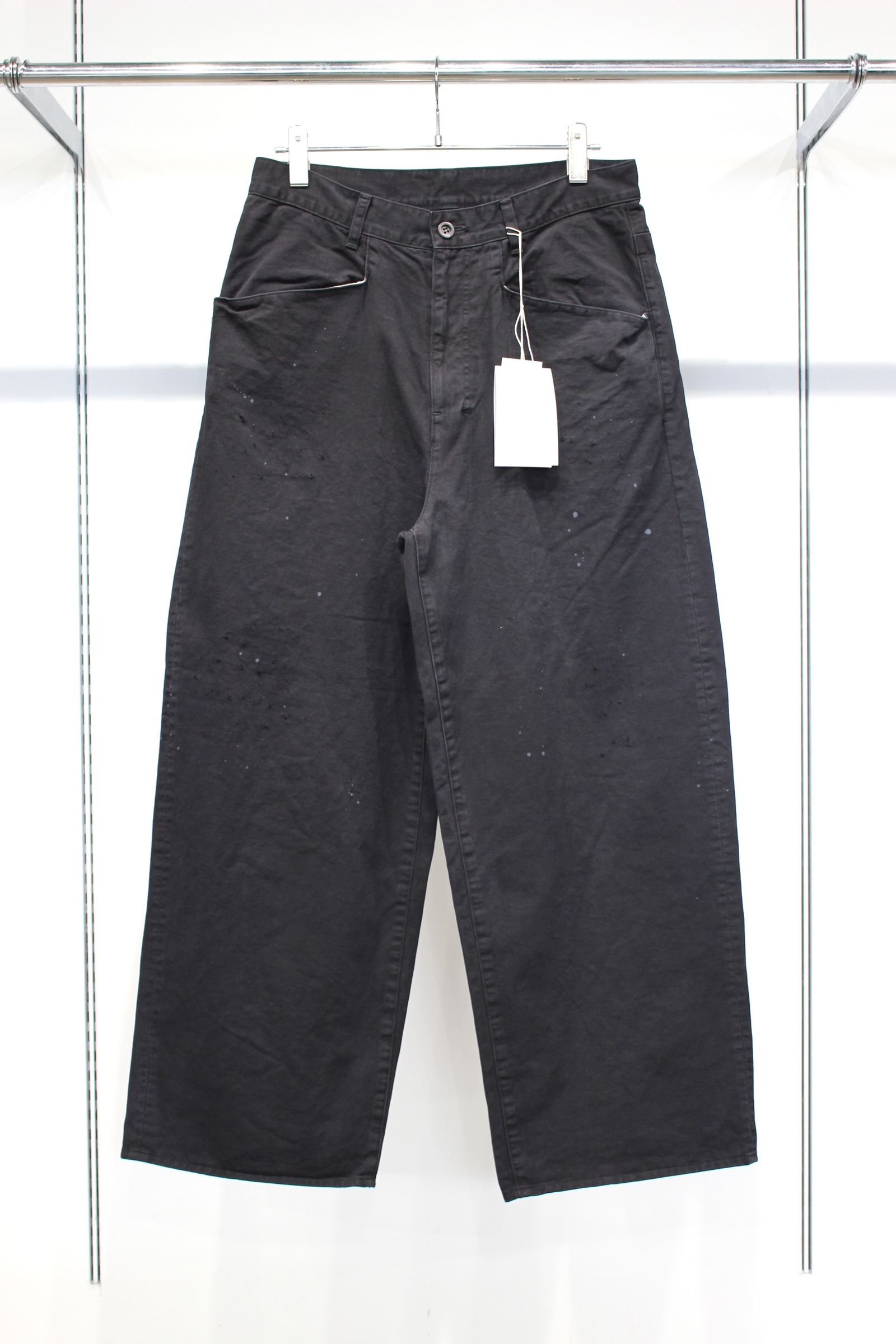 AGING CHINO SLACKS | BLACK | チノスラックス
