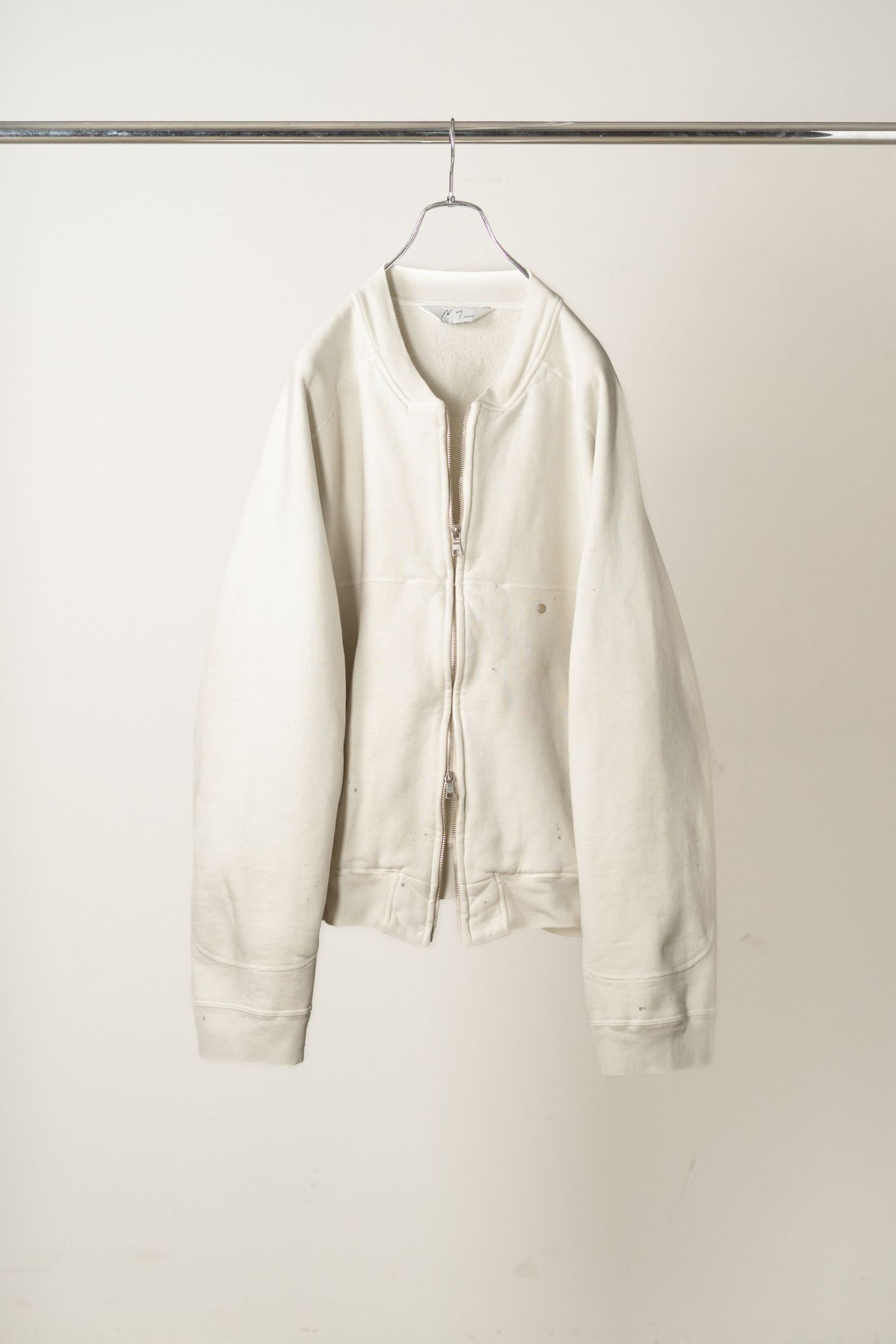 FLEECE-LINED SWEAT VERSITY SHIRT | WHITE | スウェット
