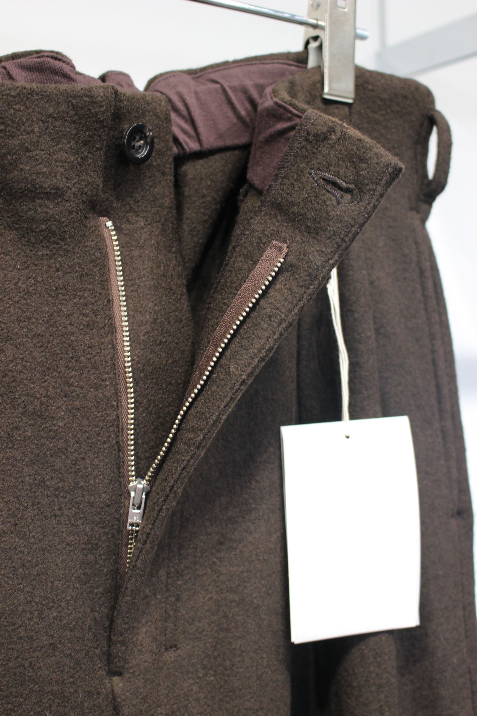 [ラスト1点] WOOL CUT SLACKS | D.BROWN | スラックス