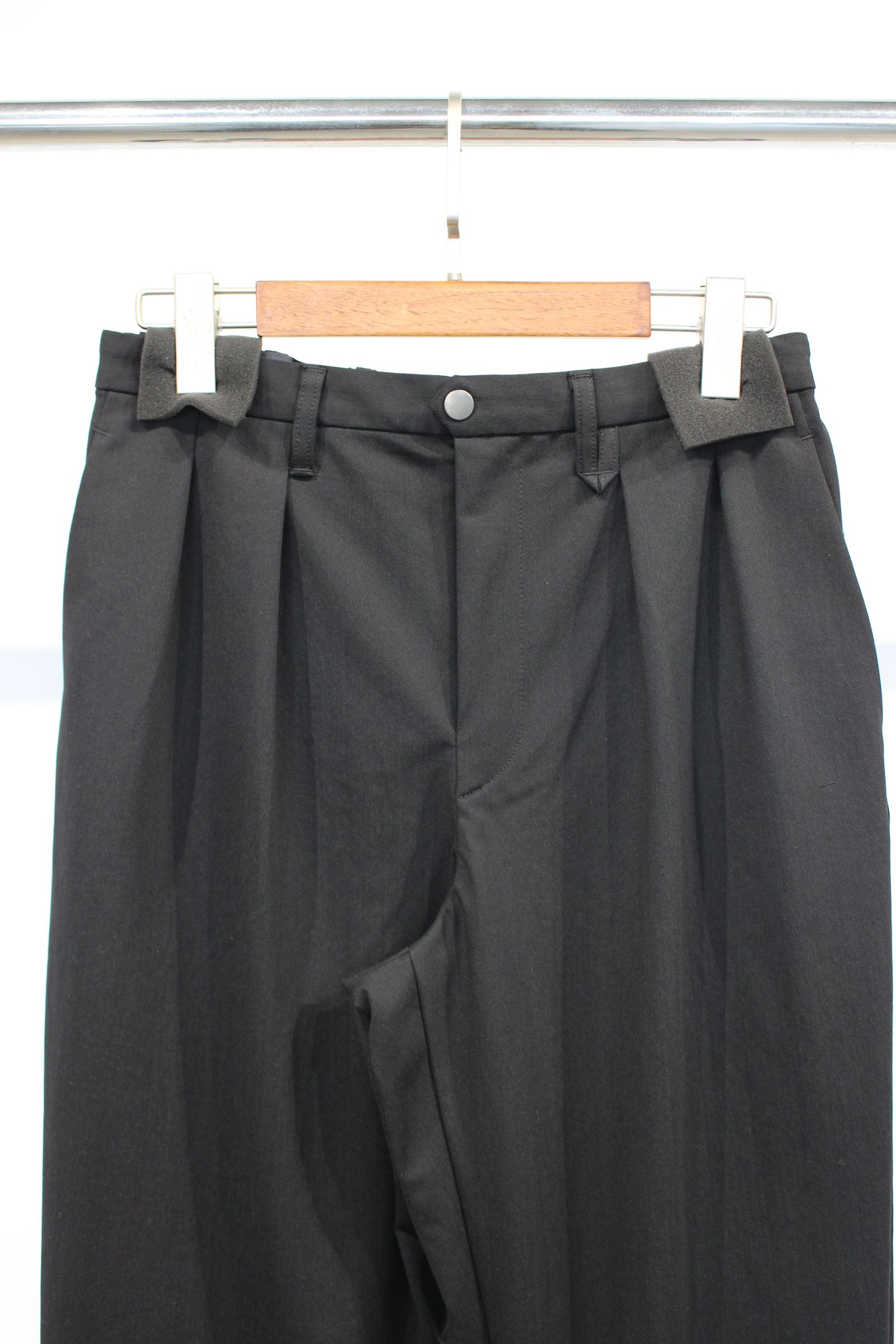 TRICOT TAPERED TROUSERS/BLACK