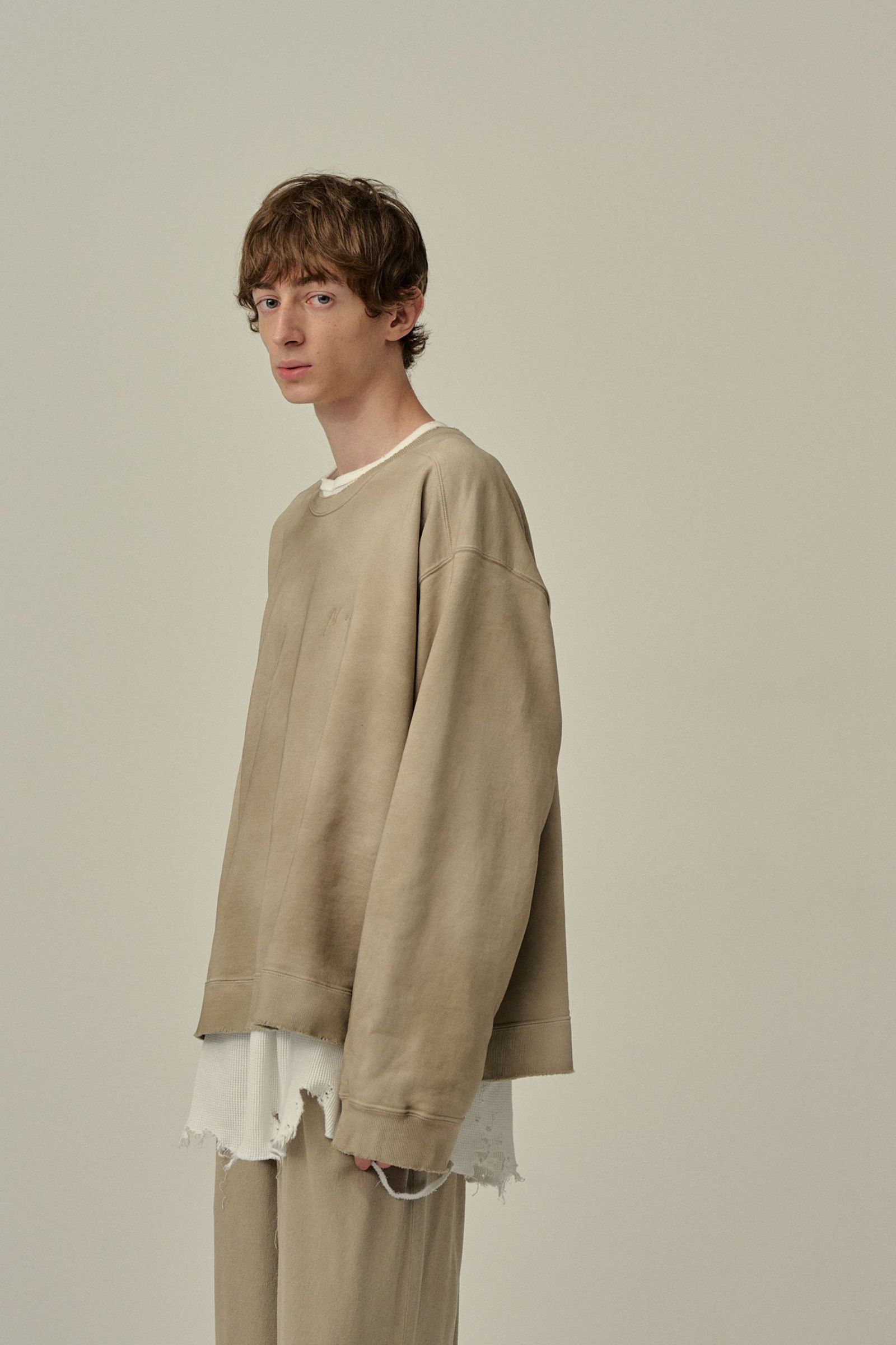 UNEVENNESS SWEAT SHIRT | SAND | スウェット