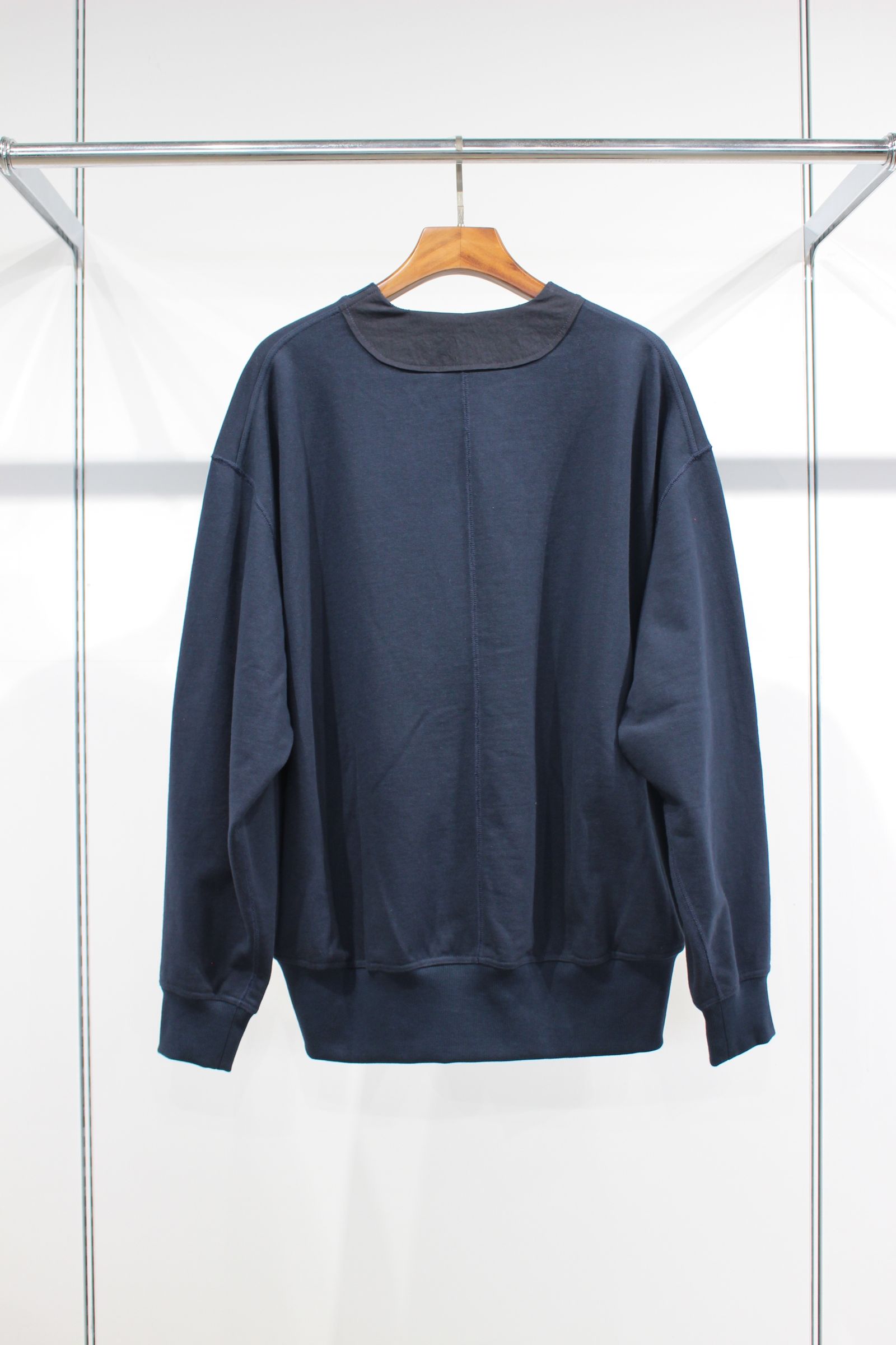VOAAOV（ヴォアーブ）の「【VOAAOV】Air Pile URAKE SWEAT