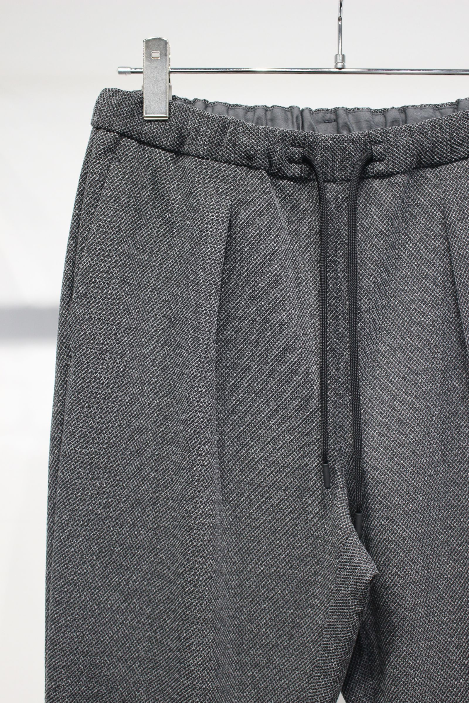 AIR PIQUE EZ TAPERED PANTS | MIX GRAY | イージーパンツ