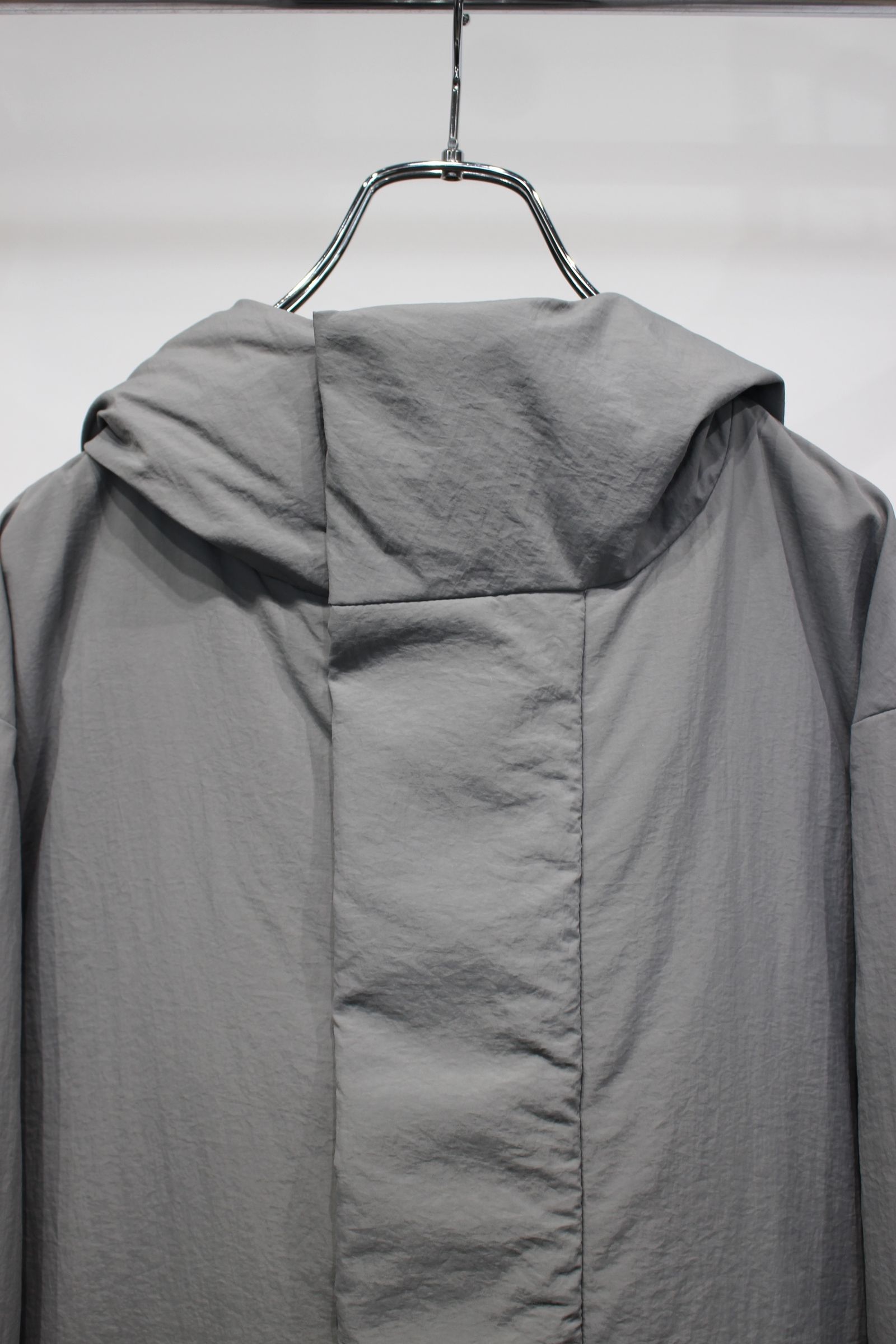 LIGHT SHELL DOWN PARKA | SAGE GRAY | ダウンジャケット