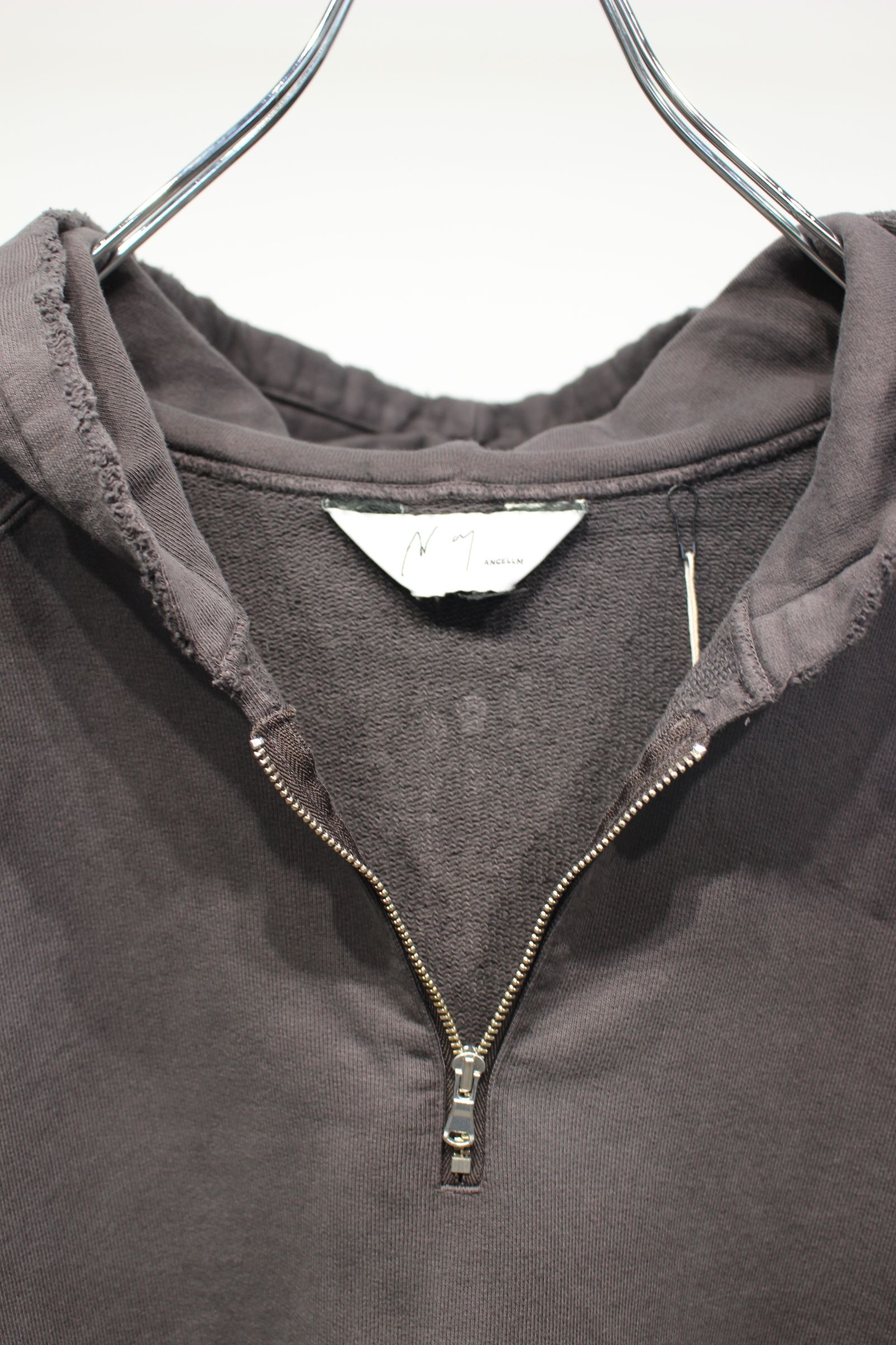 HALF ZIP HOODIE | BLACK | フーディー