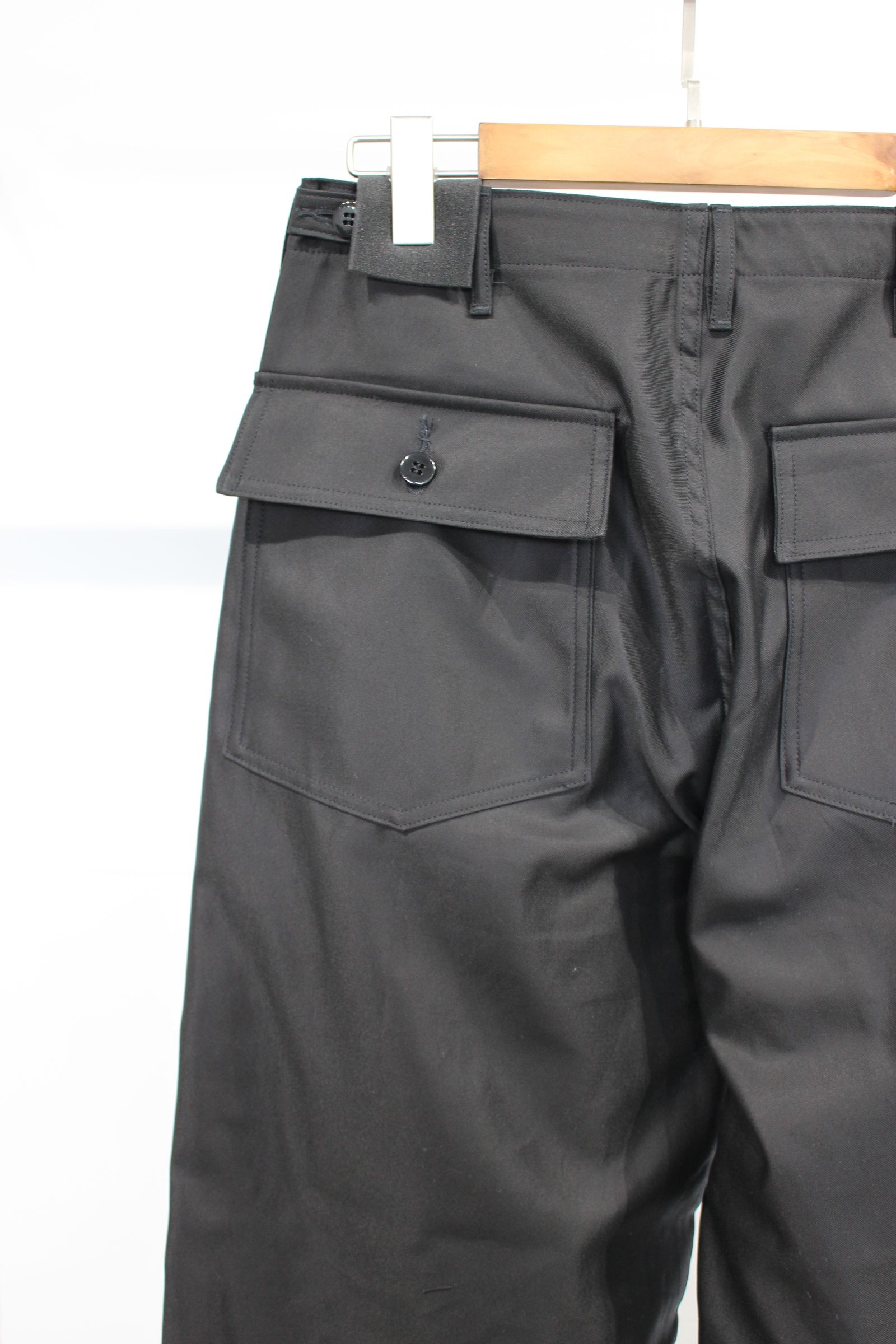 INTERIM - GIZA BACK SATIN BAKER PANTS/BLACK | NapsNote