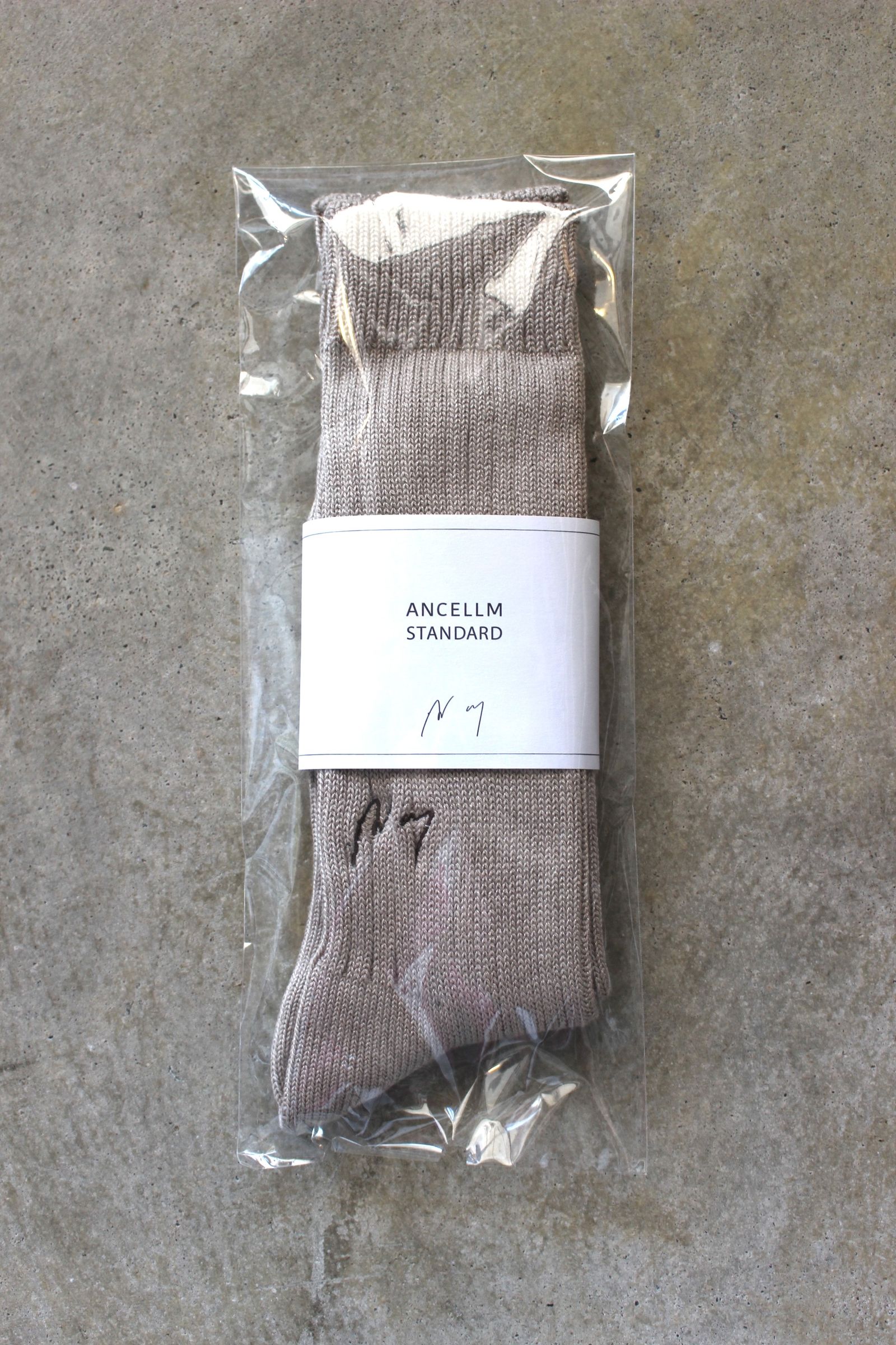 LOOSE SOCKS | BEIGE | ソックス