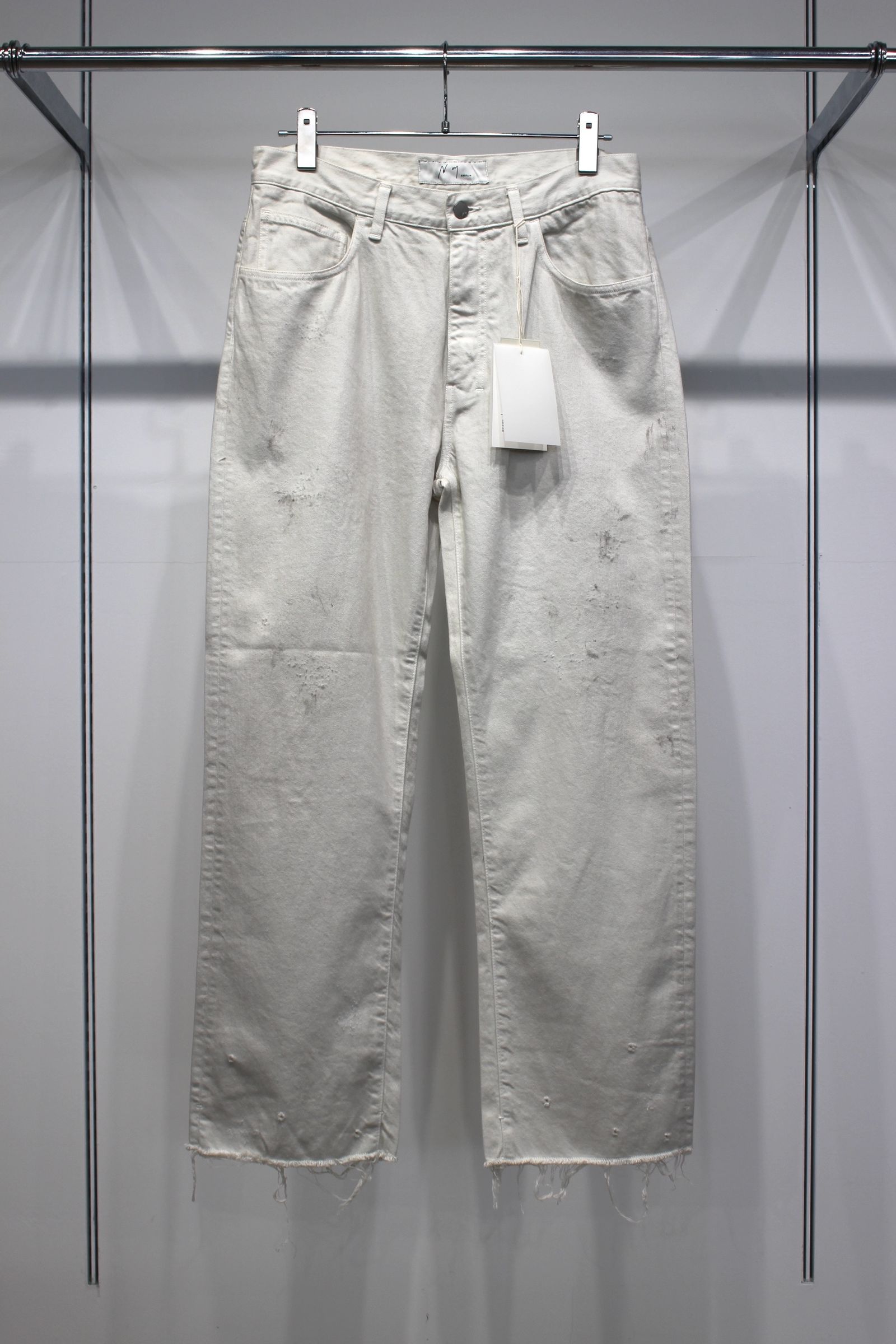 CUT-OFF LENGTH DENIM PANTS | WHITE | デニムパンツ
