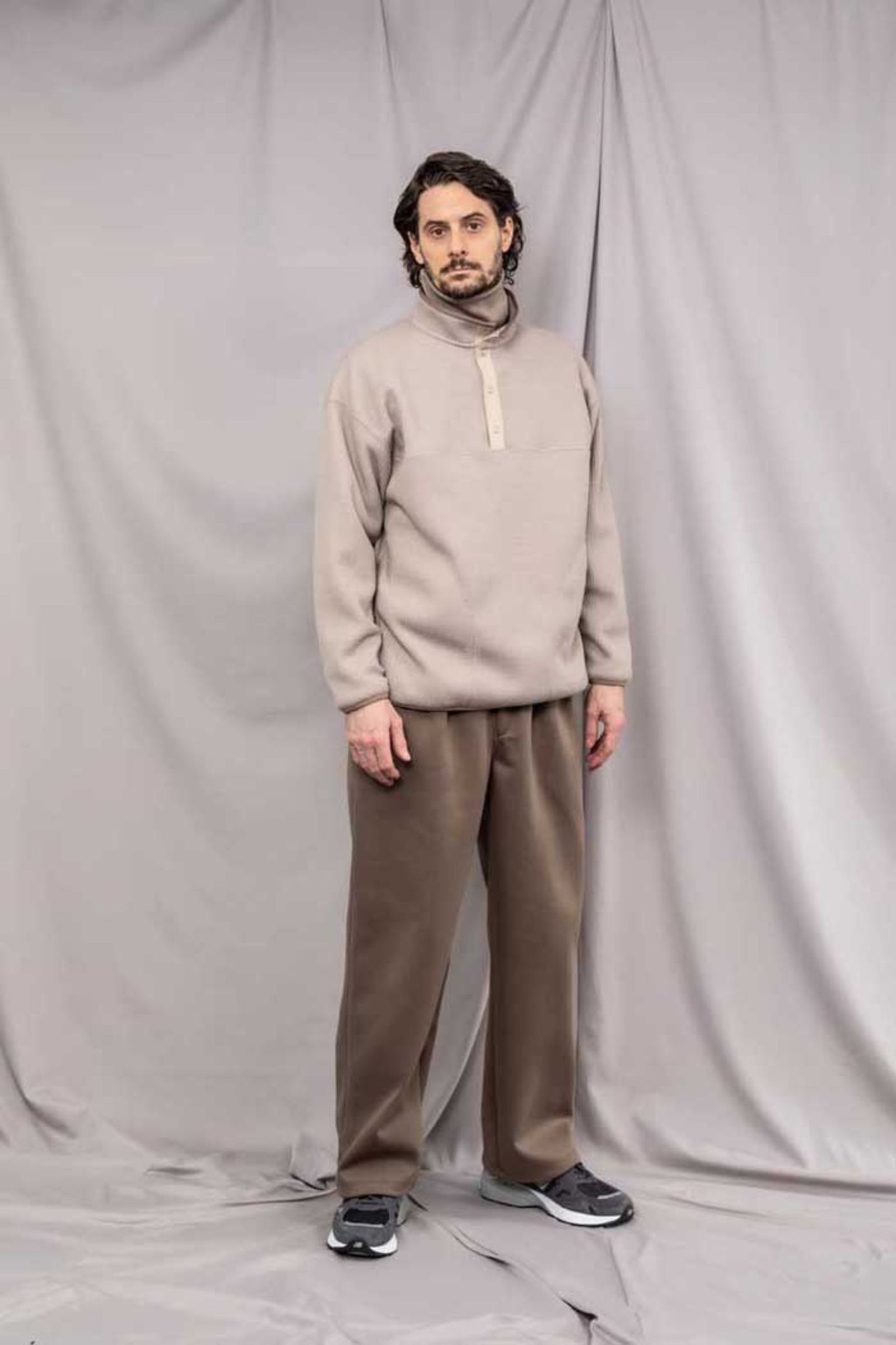 STRAIGHT SILHOUETTE TAB PANTS -solid-/MOCHA