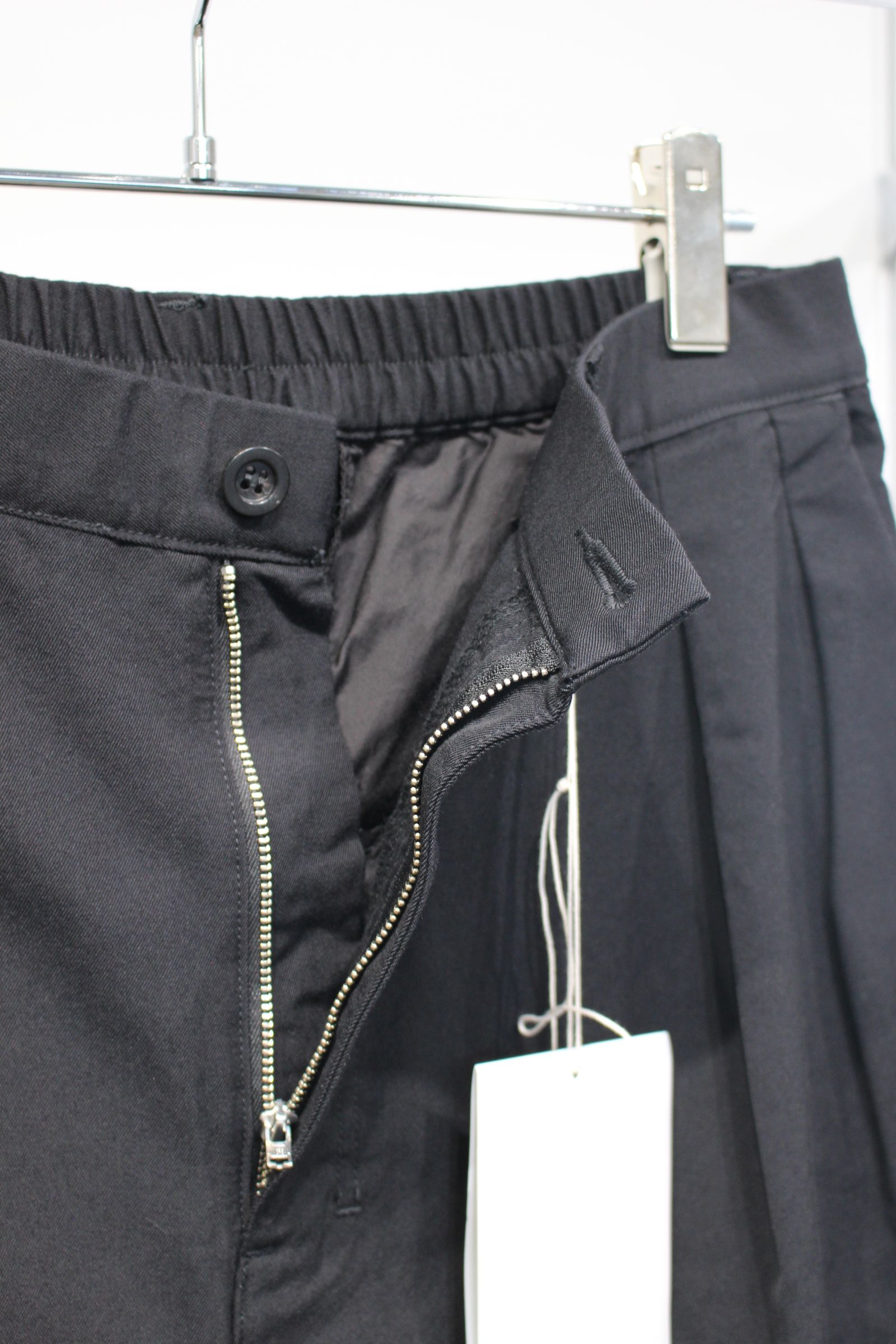 W/C AGING SLACKS | BLACK | スラックス
