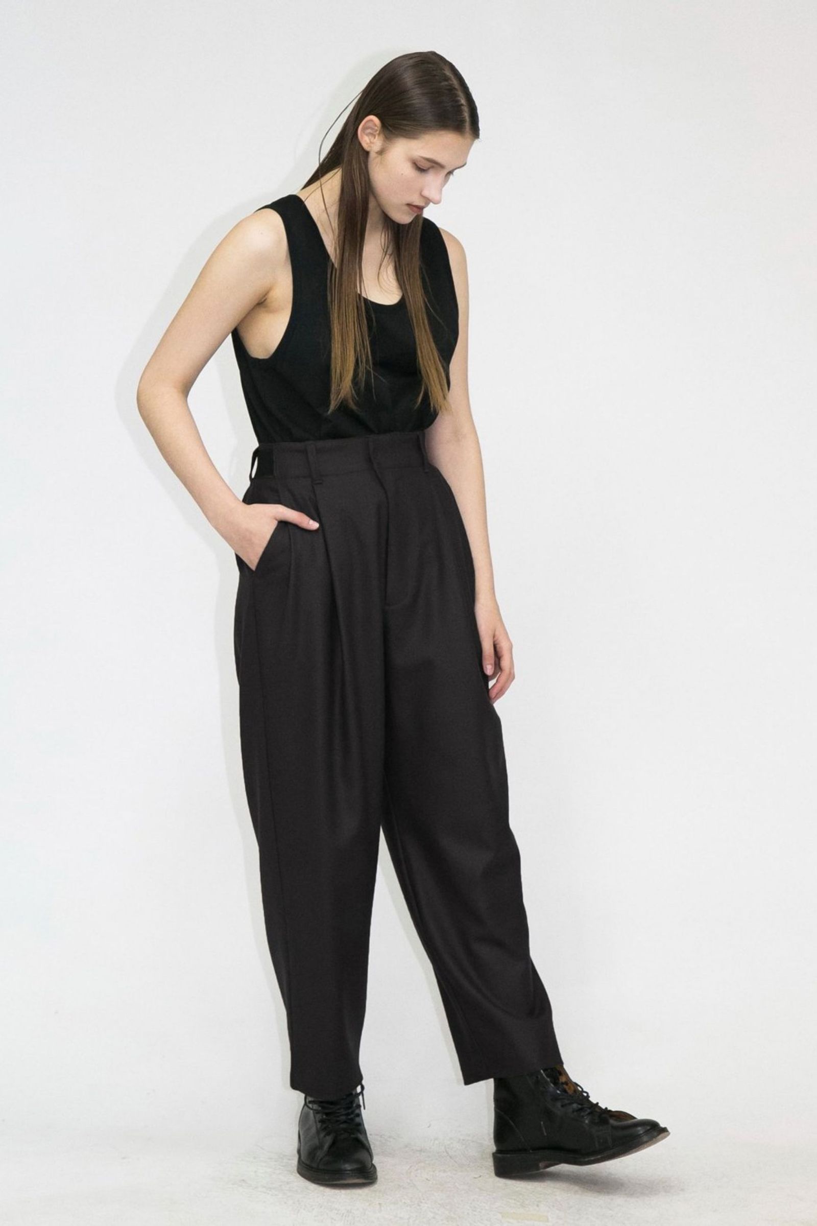 AUSTRALIA FLANNEL TUCK PANTS/タックテーパードパンツ
