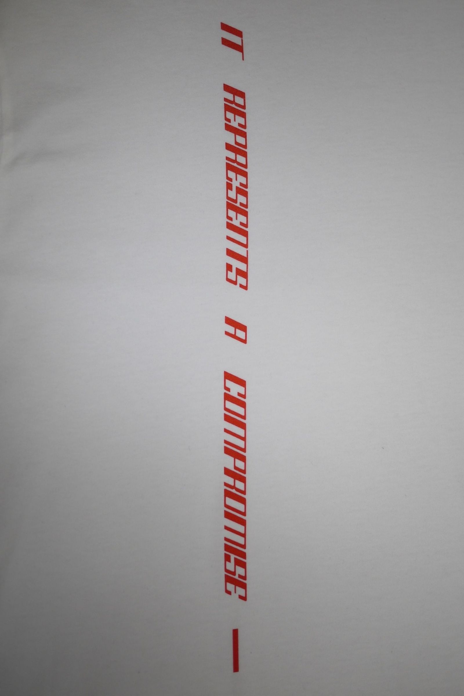 DISTORTION JIEDA TEE/カットソー