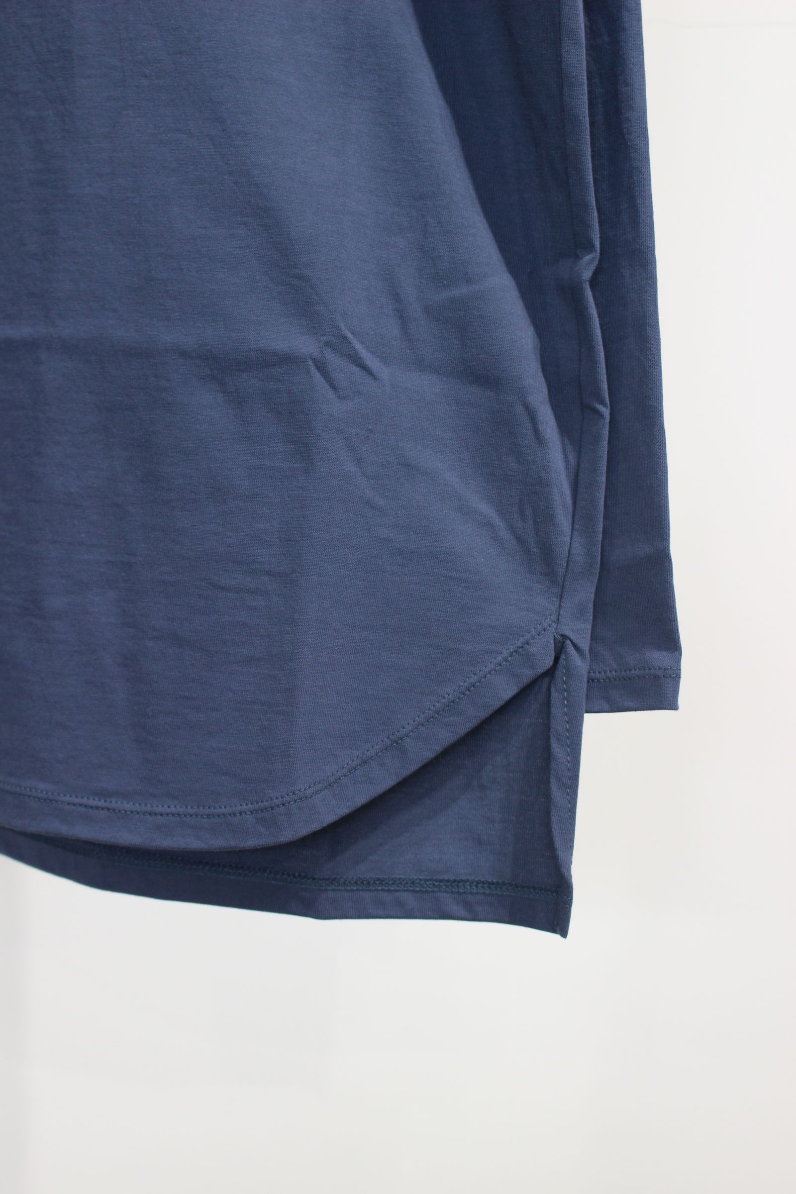DEVIN L/S CN TEE/カットソー