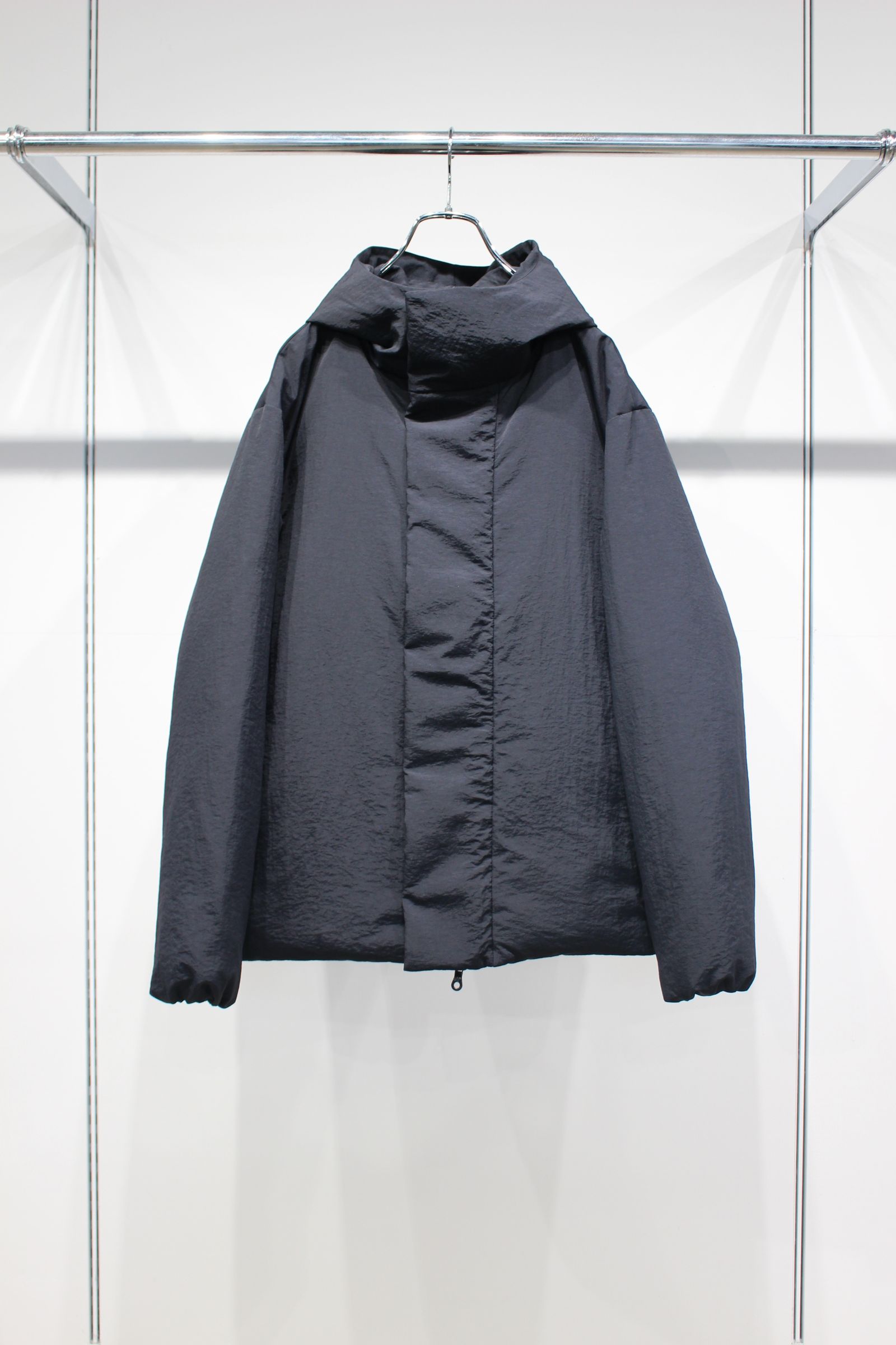 LIGHT SHELL DOWN PARKA | BLACK | ダウンジャケット