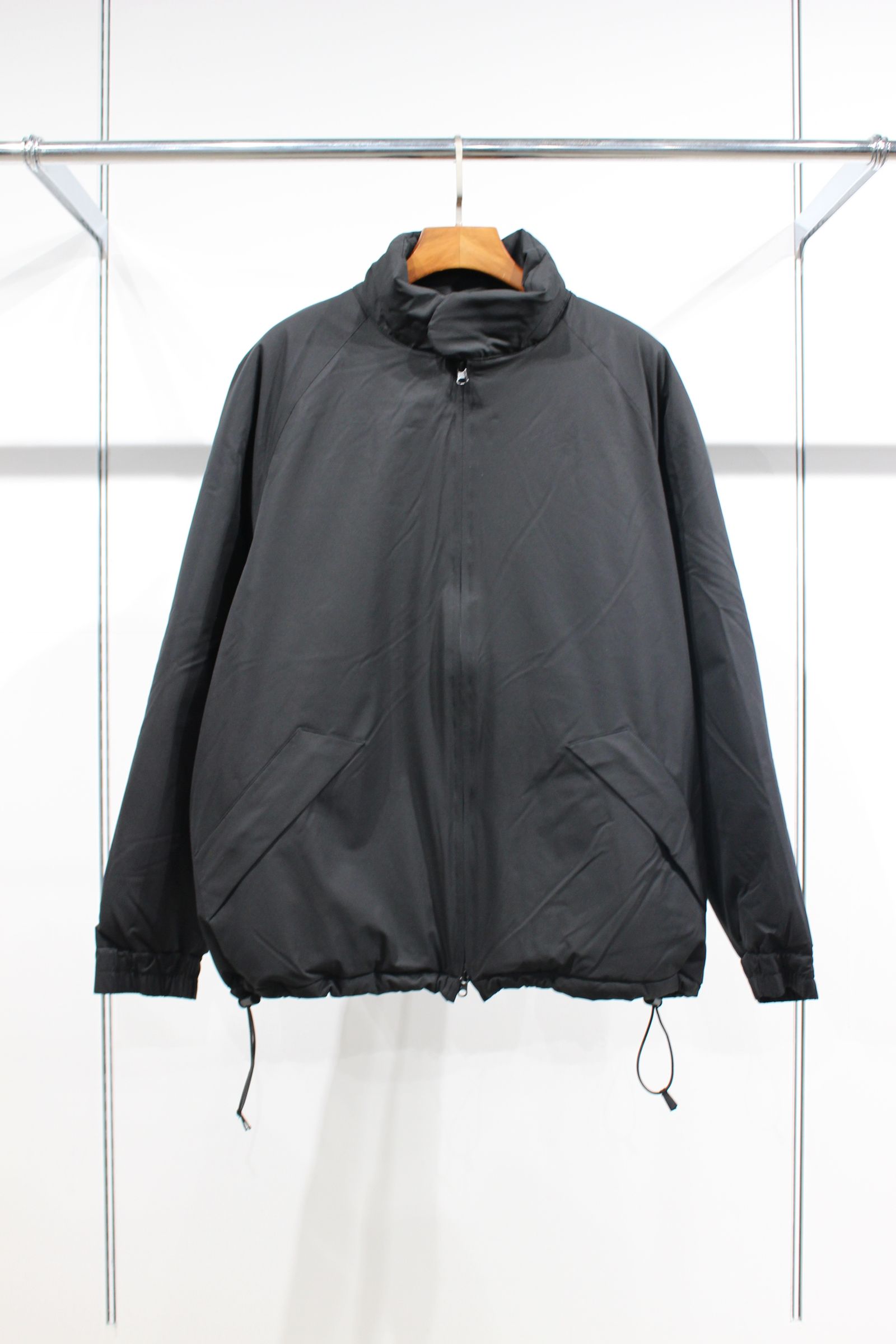 HYPER BIG HI-LOFT WATER PROOF INSULATED JACKET/BLACK