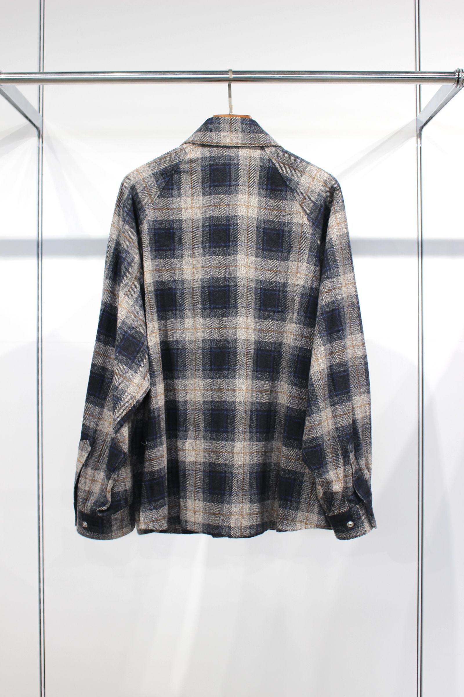 COTTON TWEED CHECK RAGLAN OVERSIZE SHIRT | GRAY | シャツアウター