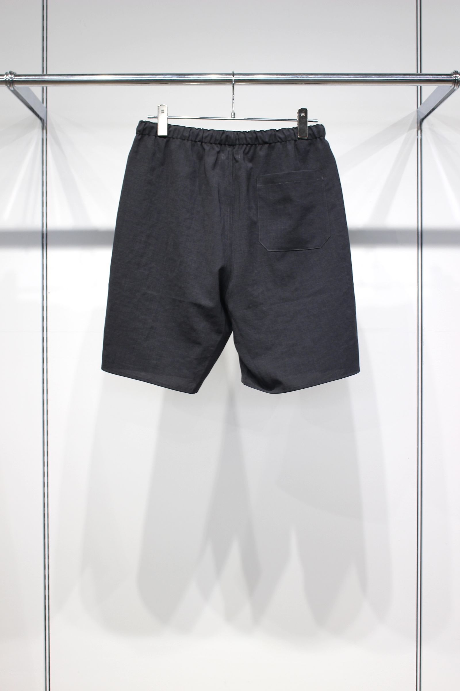 SHARI SHORTS | CHAMBRAY BLACK | イージーショーツ