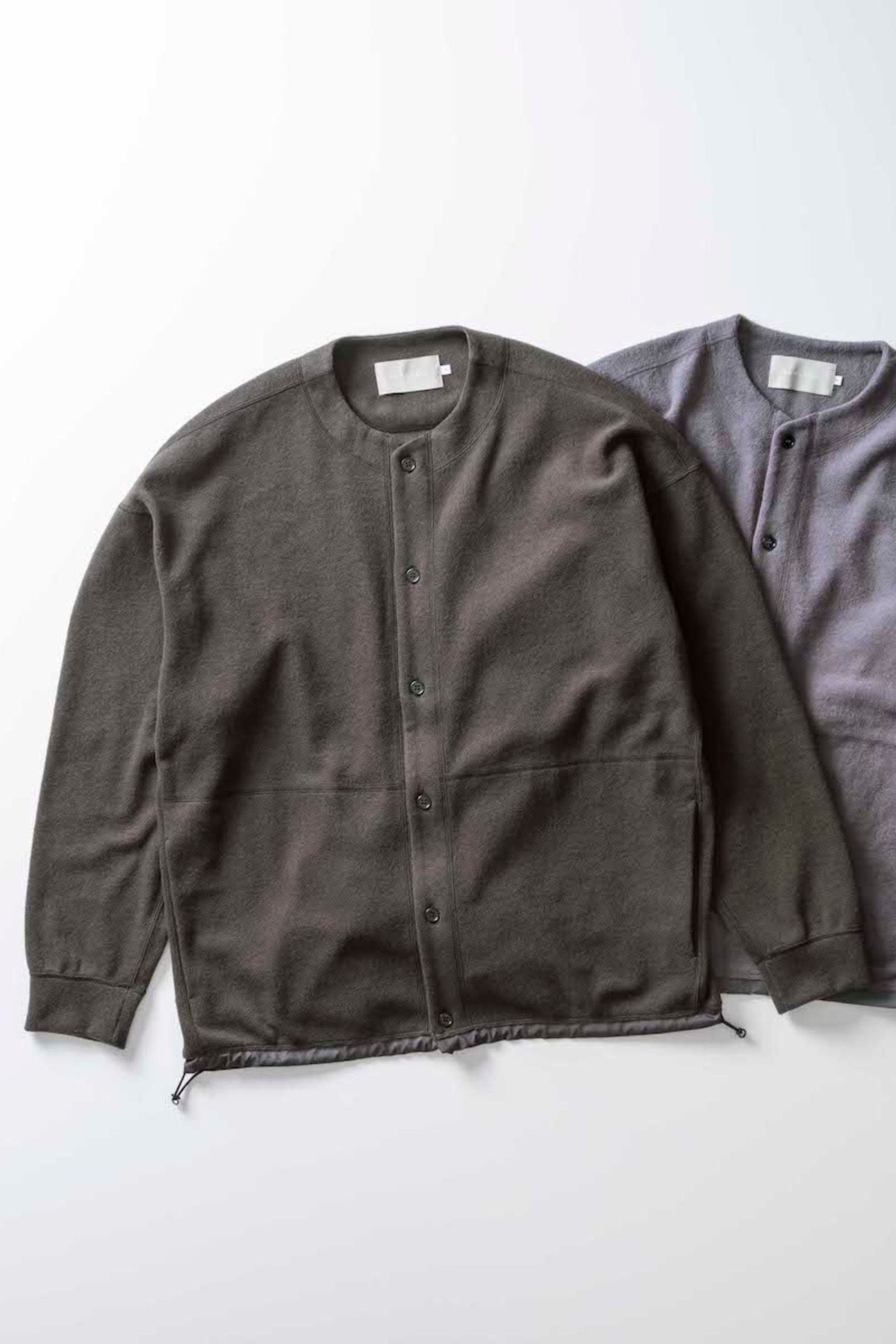 WOOL FLEECE CARDIGAN/GUNMETAL