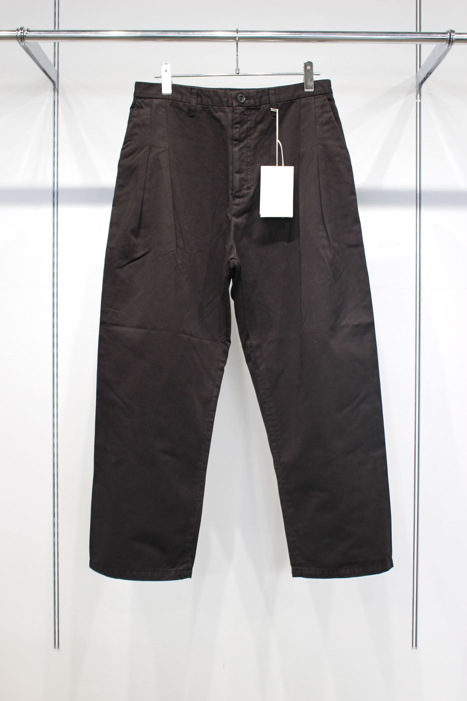 CHINO SLACKS | BLACK | チノスラックス