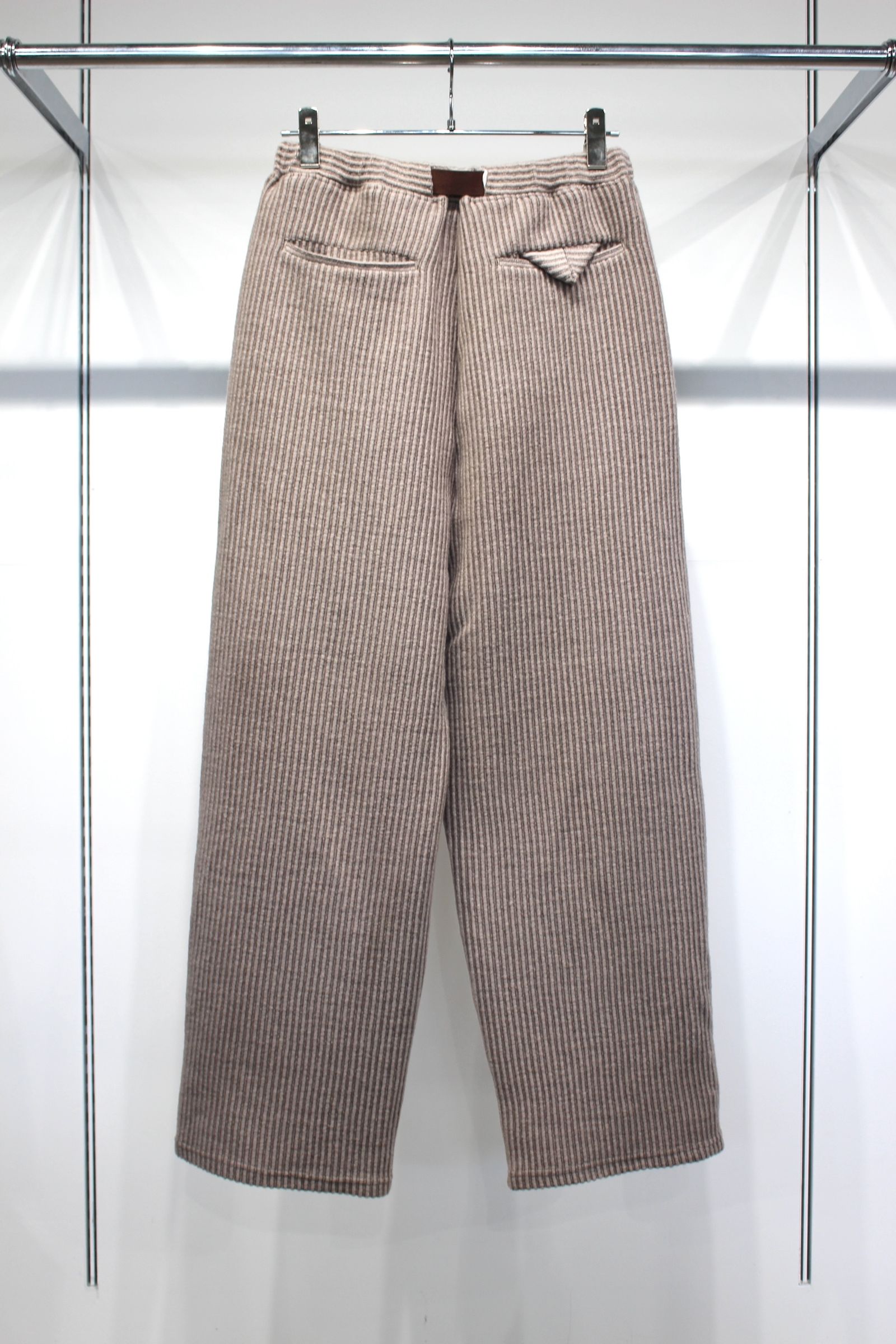 [ラスト1点] WOOLCORD BELTLESS SLACKS | SAND | スラックス