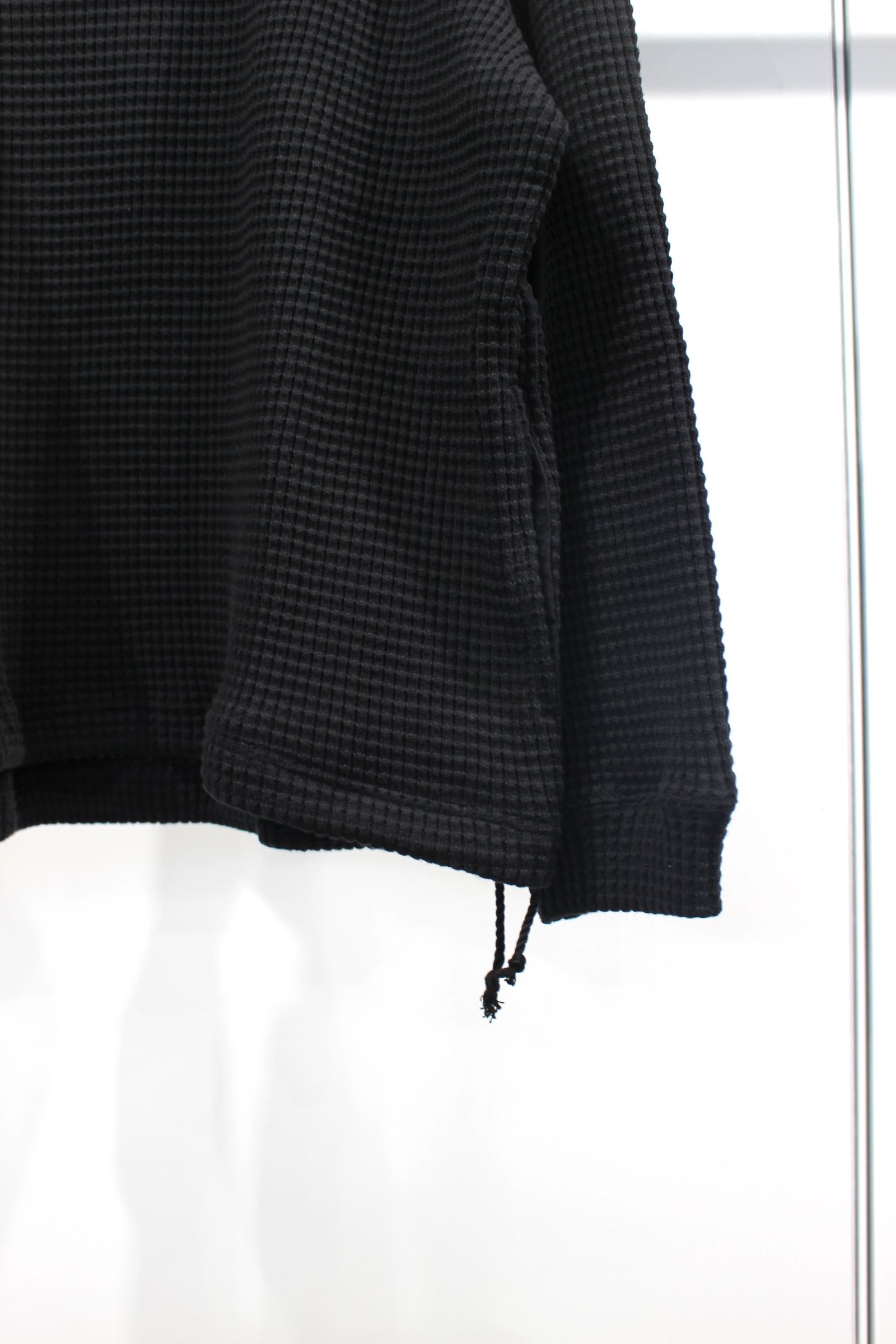 ALBERT MOC SWEATER | BLACK | ワッフルカットソー