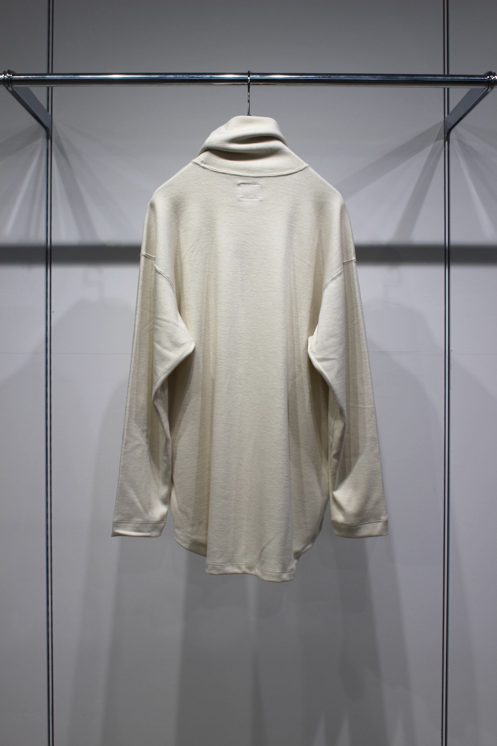 PREMIEREWARM L/S TEE (turtle-neck) | IVORY | カットソー
