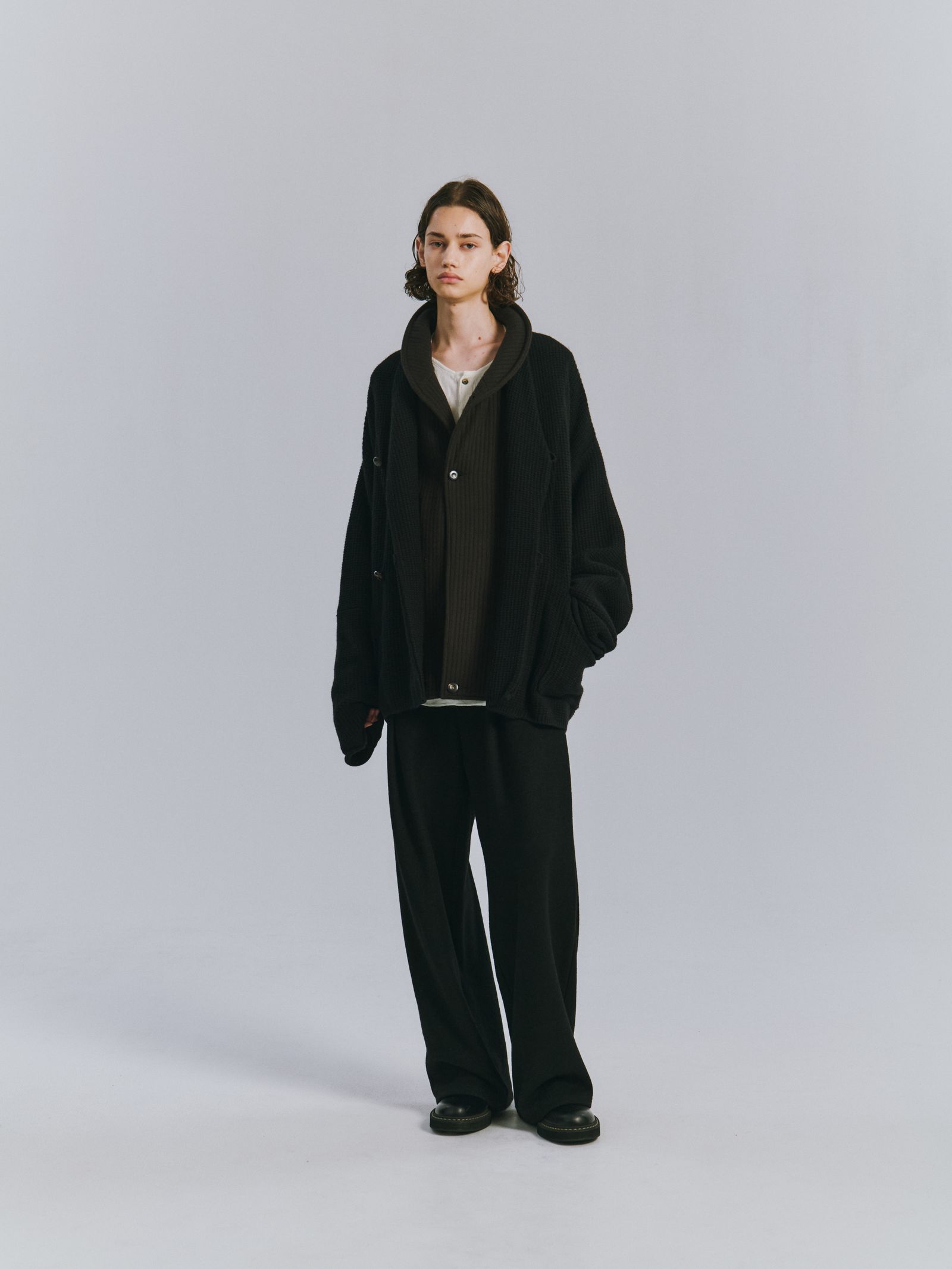 WOOL CUT SLACKS | BLACK | スラックス