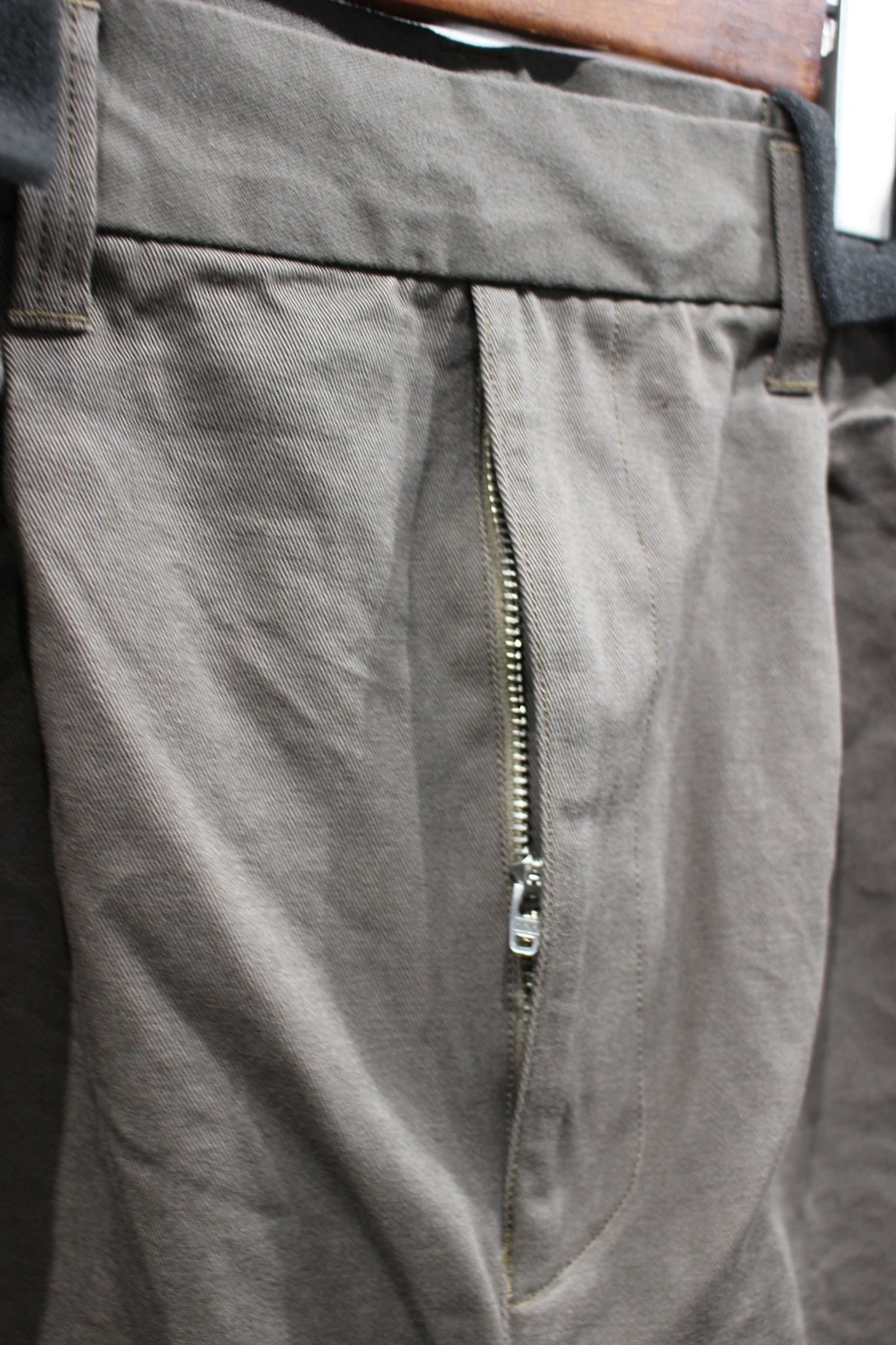 wonderland - Two tuck chino`s/2タックチノパンツ | NapsNote