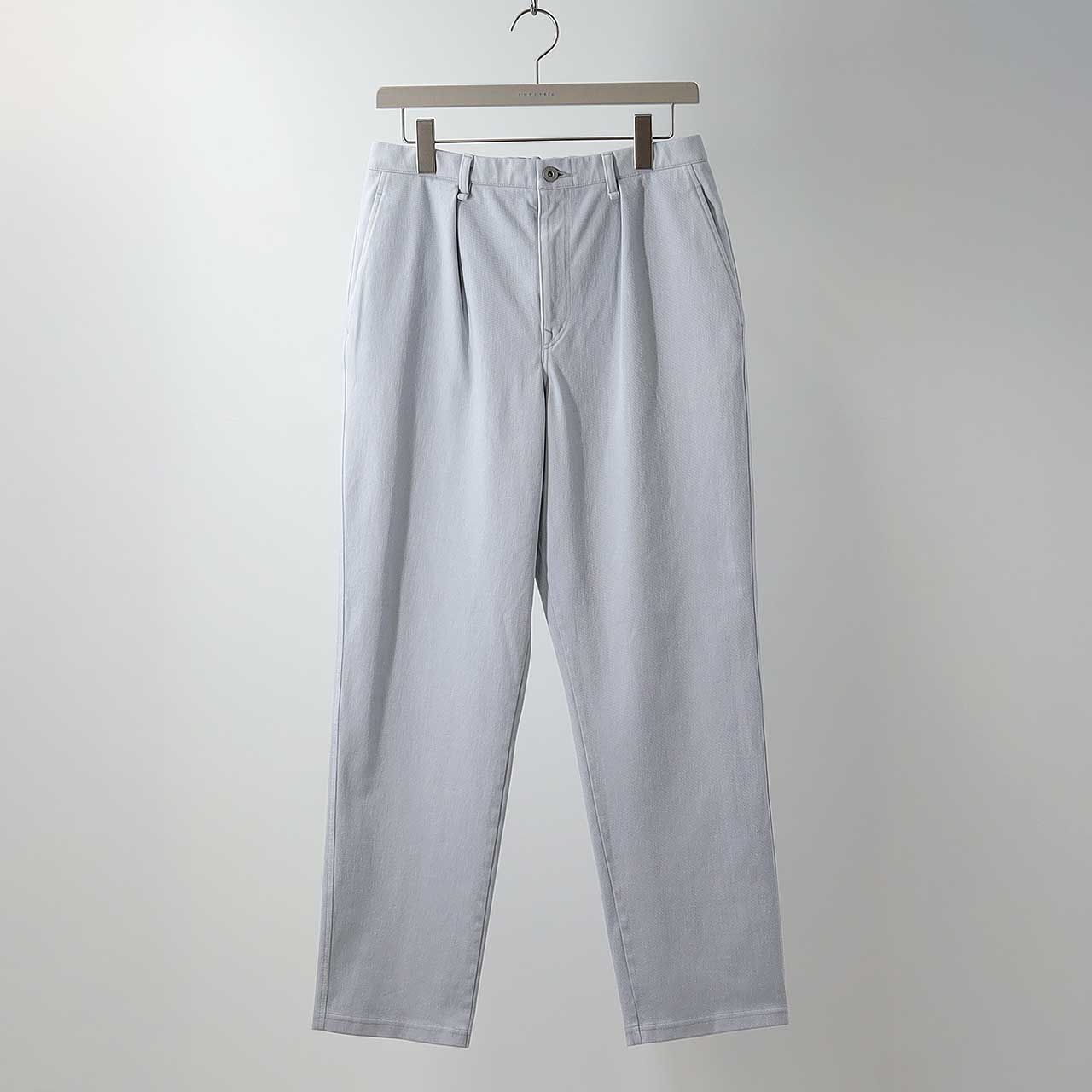 KNIT DENIM 1 TUCK EZ TAPERED SLACKS | ICE BLUE | ニットデニム