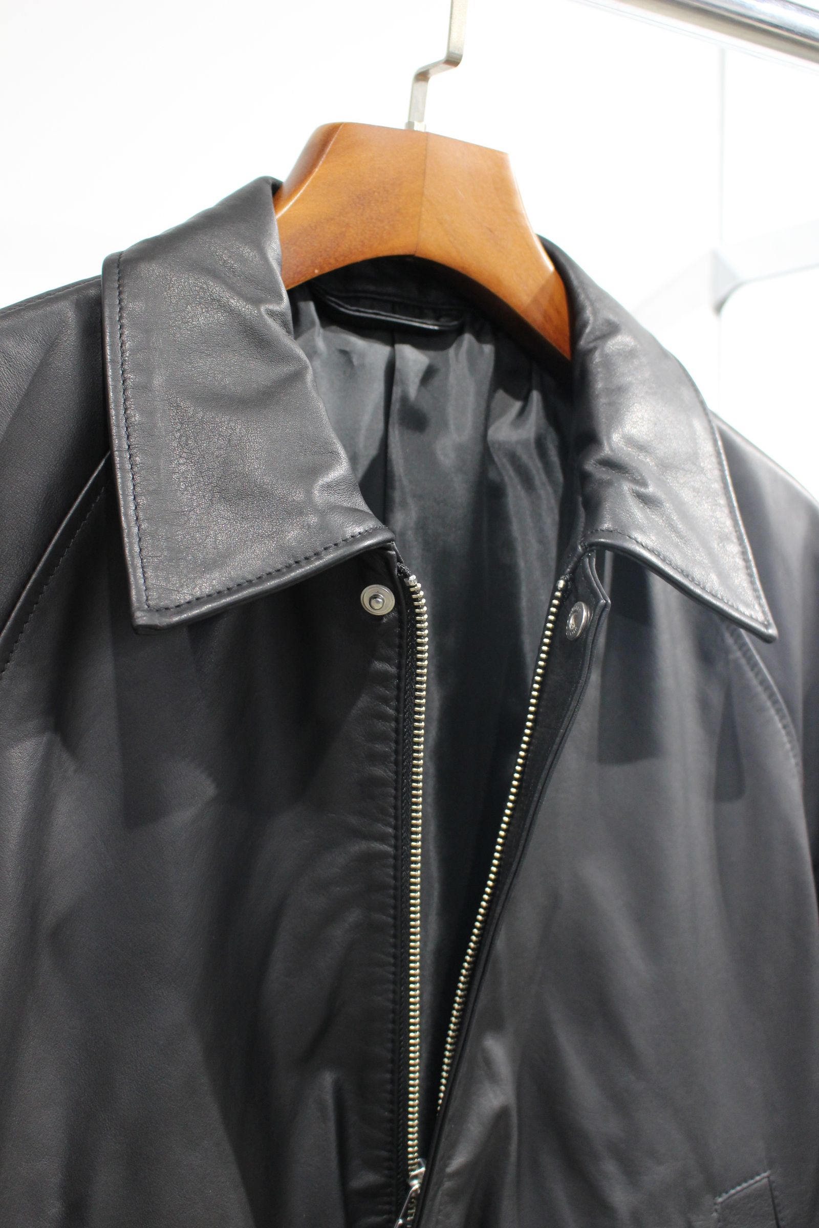 UNIVERSAL PRODUCTS - LEATHER BROUSON | BLACK | レザー