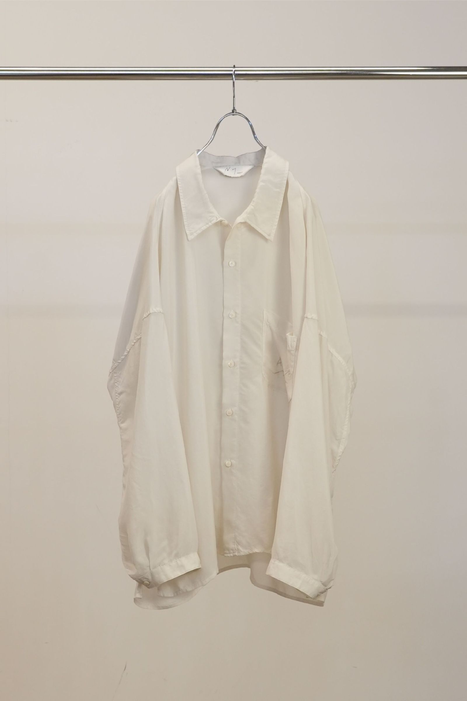 [ラスト1点] EMBROIDERED SOUVENIR SHIRT | WHITE | 刺繍シャツ