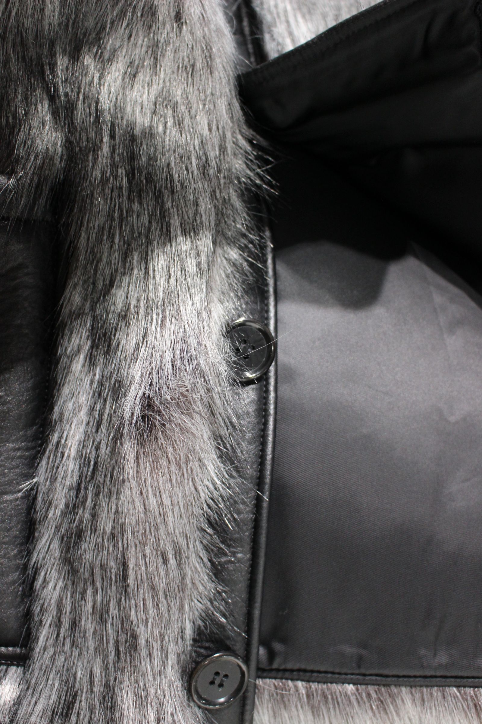 FUR VEST/GRAY