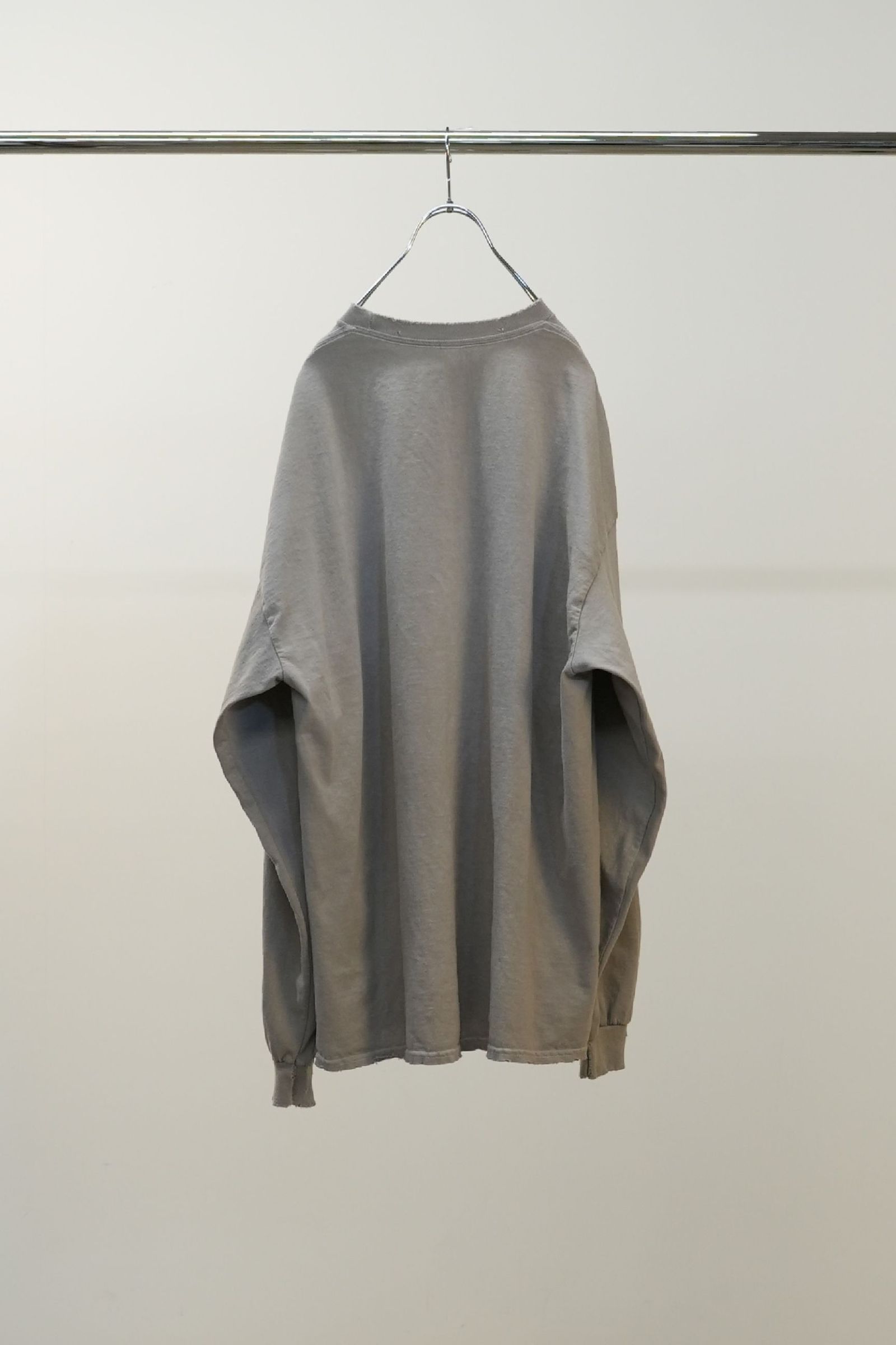 MASSAGE L/S T-SHIRT | GRAY | カットソー