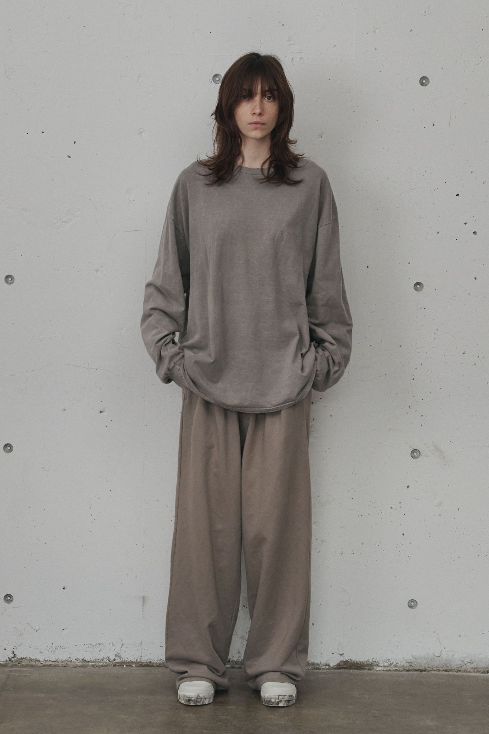2TUCK SWEAT PANTS | GREIGE | スウェットパンツ