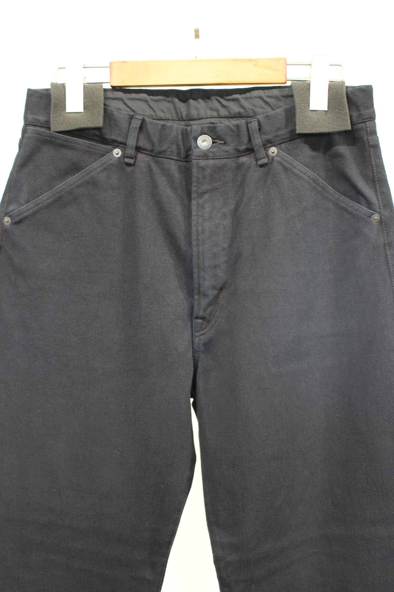 DENIM 5-POCKET PANTS REGULAR -overdyed- | BLACK | ニットデニム