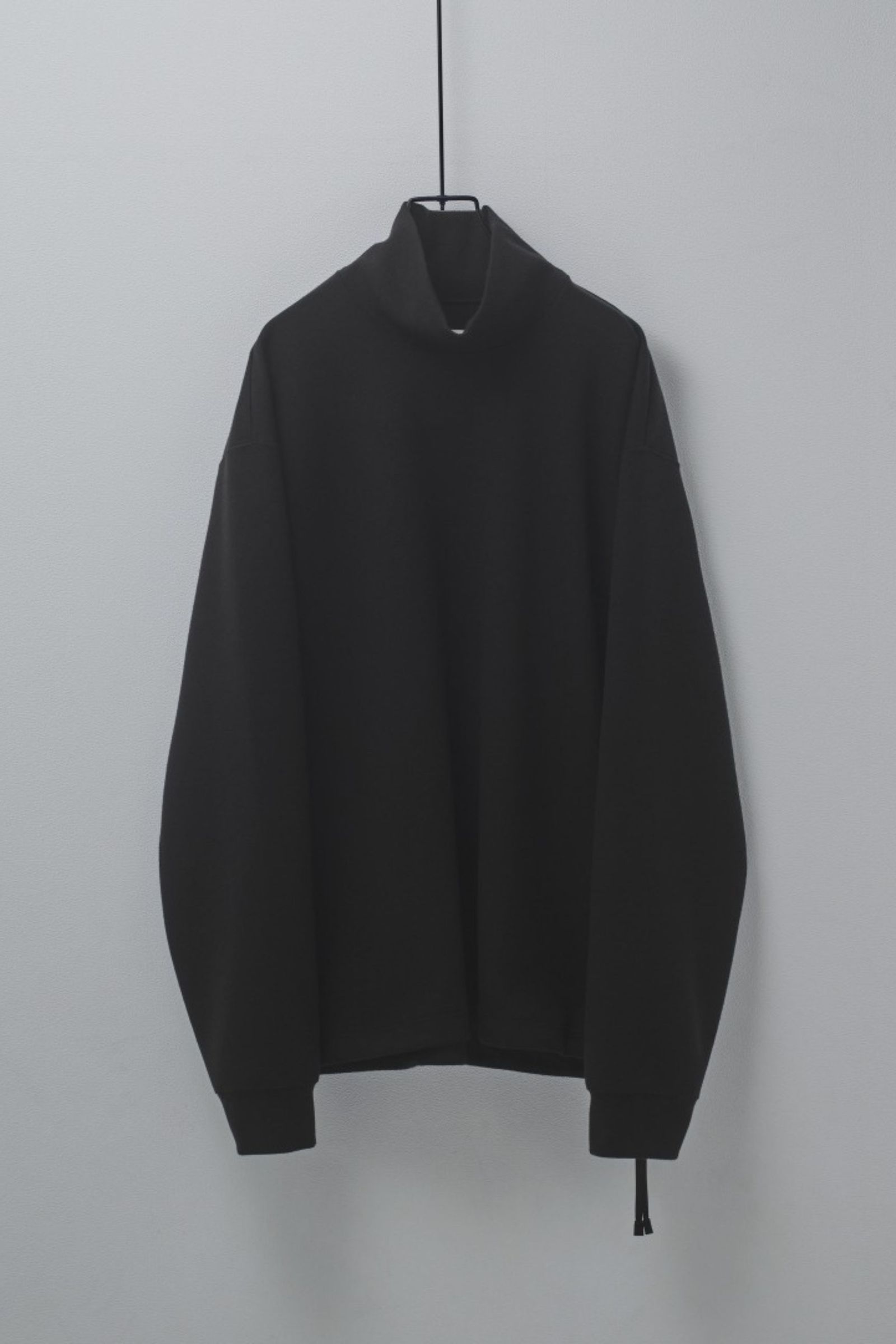 ALBERT MOC SWEATER | BLACK | モックネック