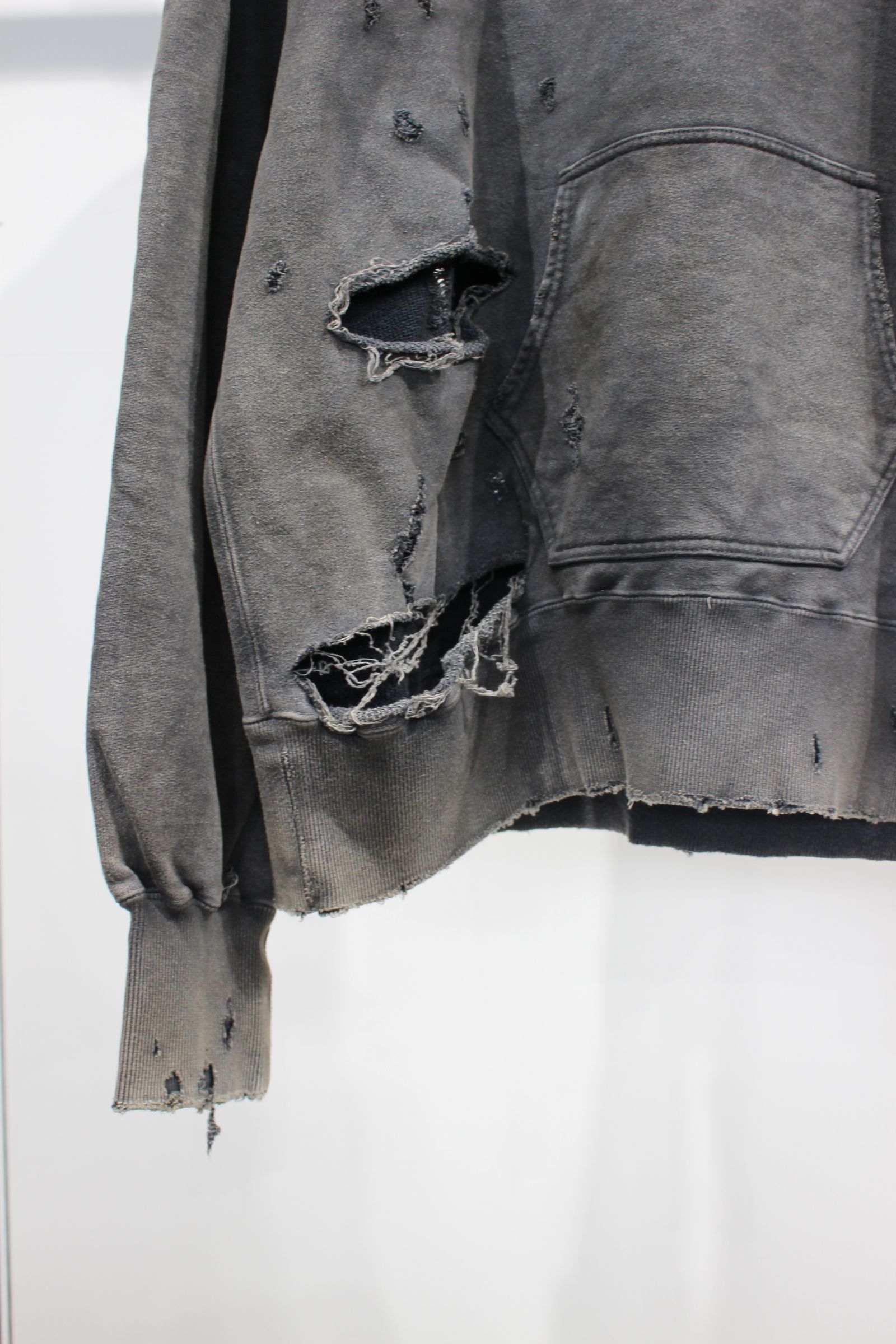 AGING CRASH HOODIE | BLACK | パーカー