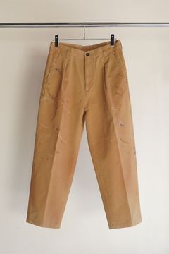 PAINT CHINO TROUSERS | BEIGE | チノ