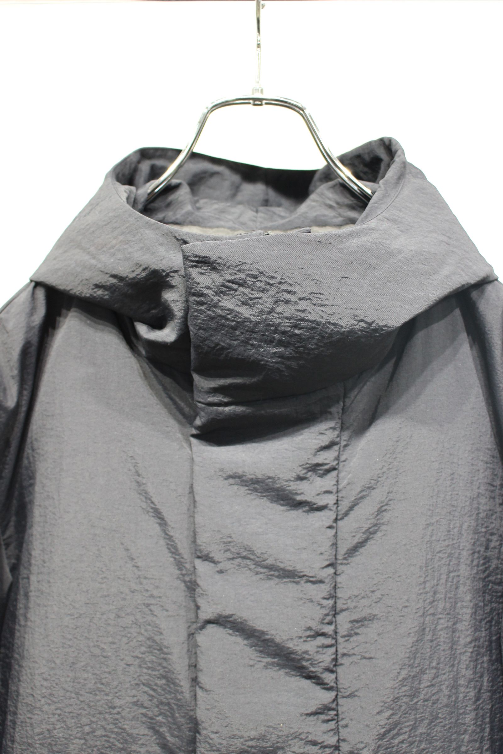 LIGHT SHELL DOWN PARKA | BLACK | ダウンジャケット