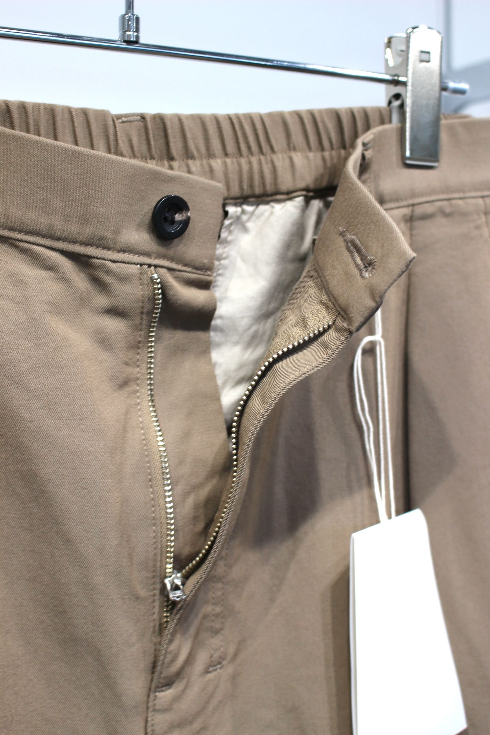 W/C AGING SLACKS | BEIGE | スラックス