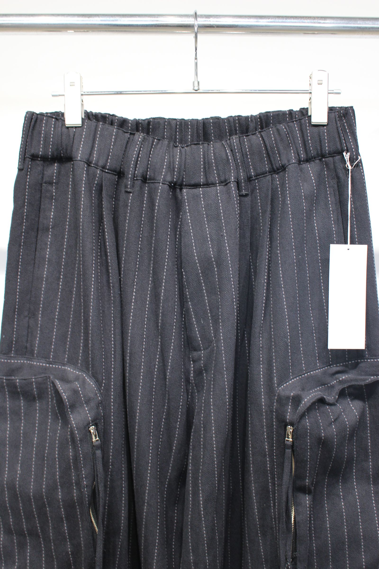 DOBBYSTRIPE / HERRINGBONE WIDE CARGO PANTS | BLACK | ワイドパンツ