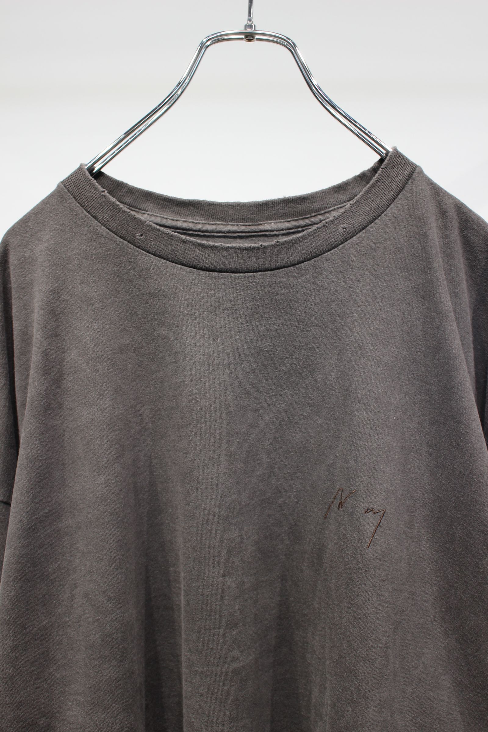 EMBROIDERY DYED LS T-SHIRT | F.BLACK | カットソー