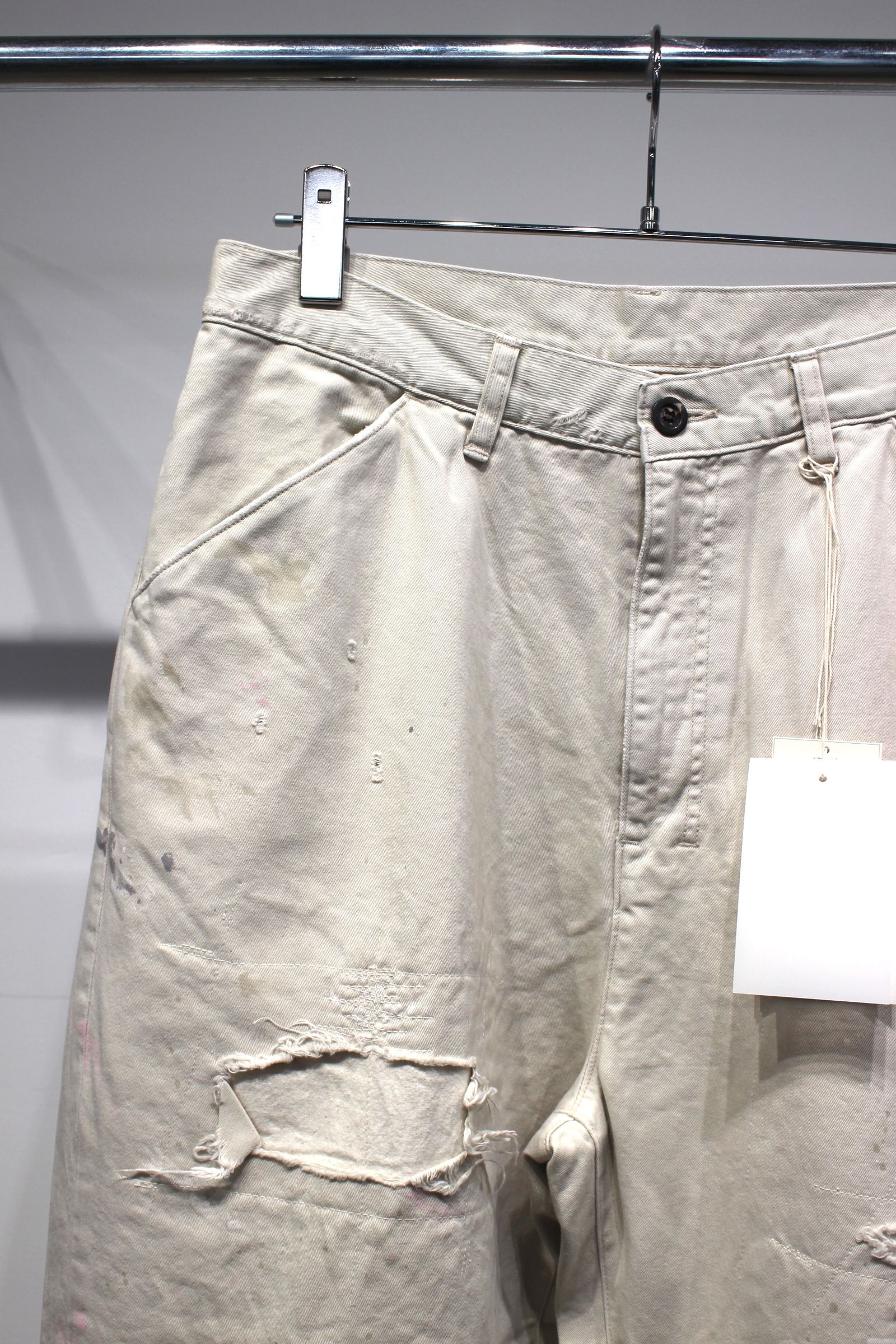 REMAKE WIDE CHINO TROUSERS | BEIGE | チノパン