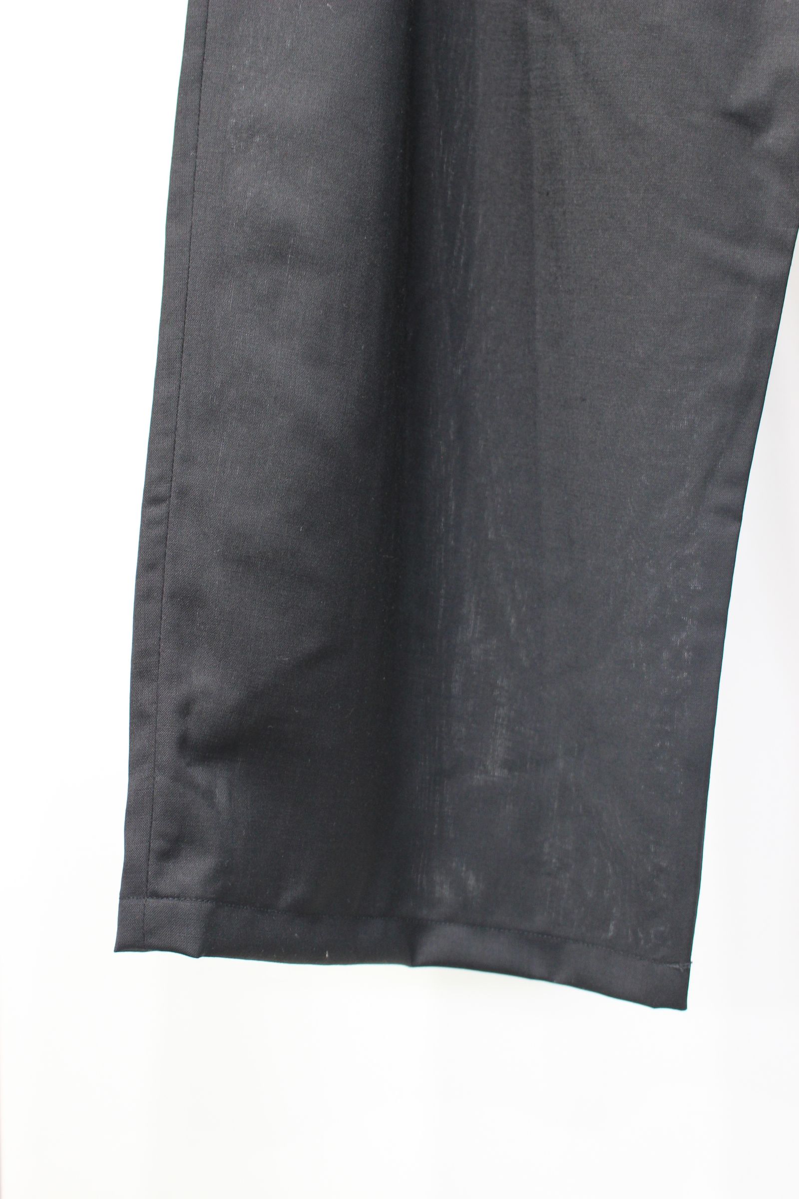 BELTED WOOL SLACKS | BLACK | スラックス