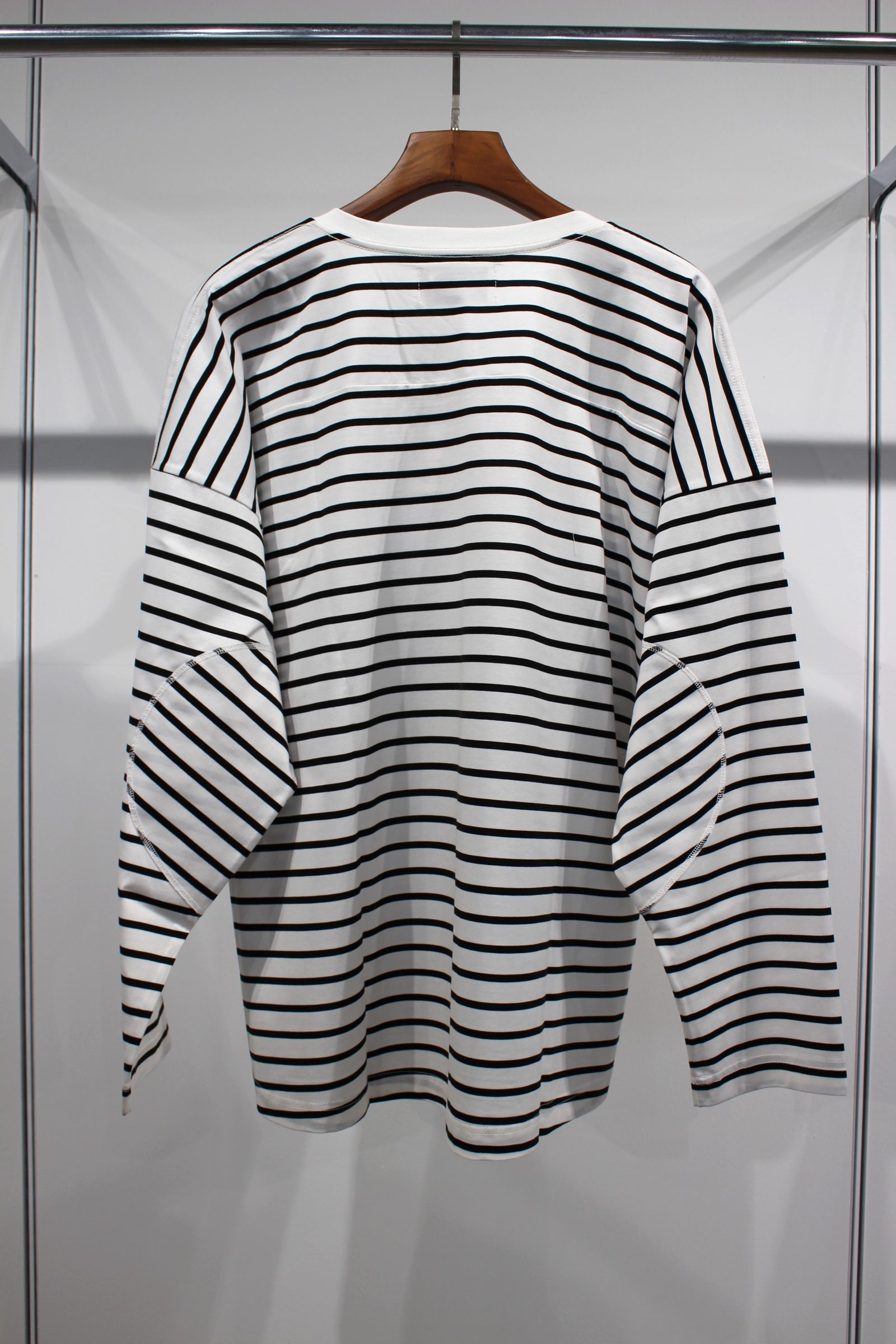 CREW NECK BORDER FOOTBALL CUTSAW/カットソー